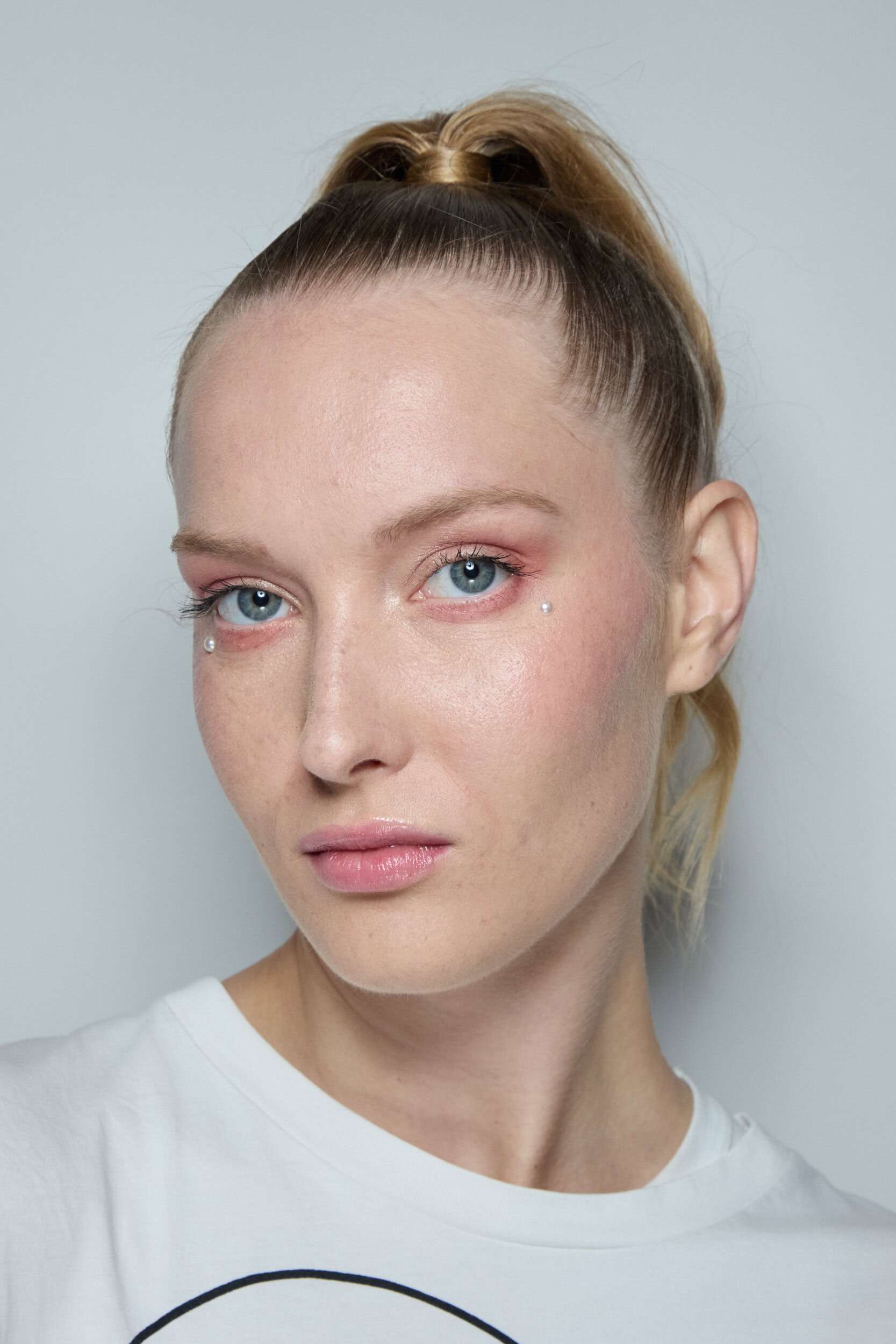 Son Jung Wan Spring 2025 Fashion Show Backstage