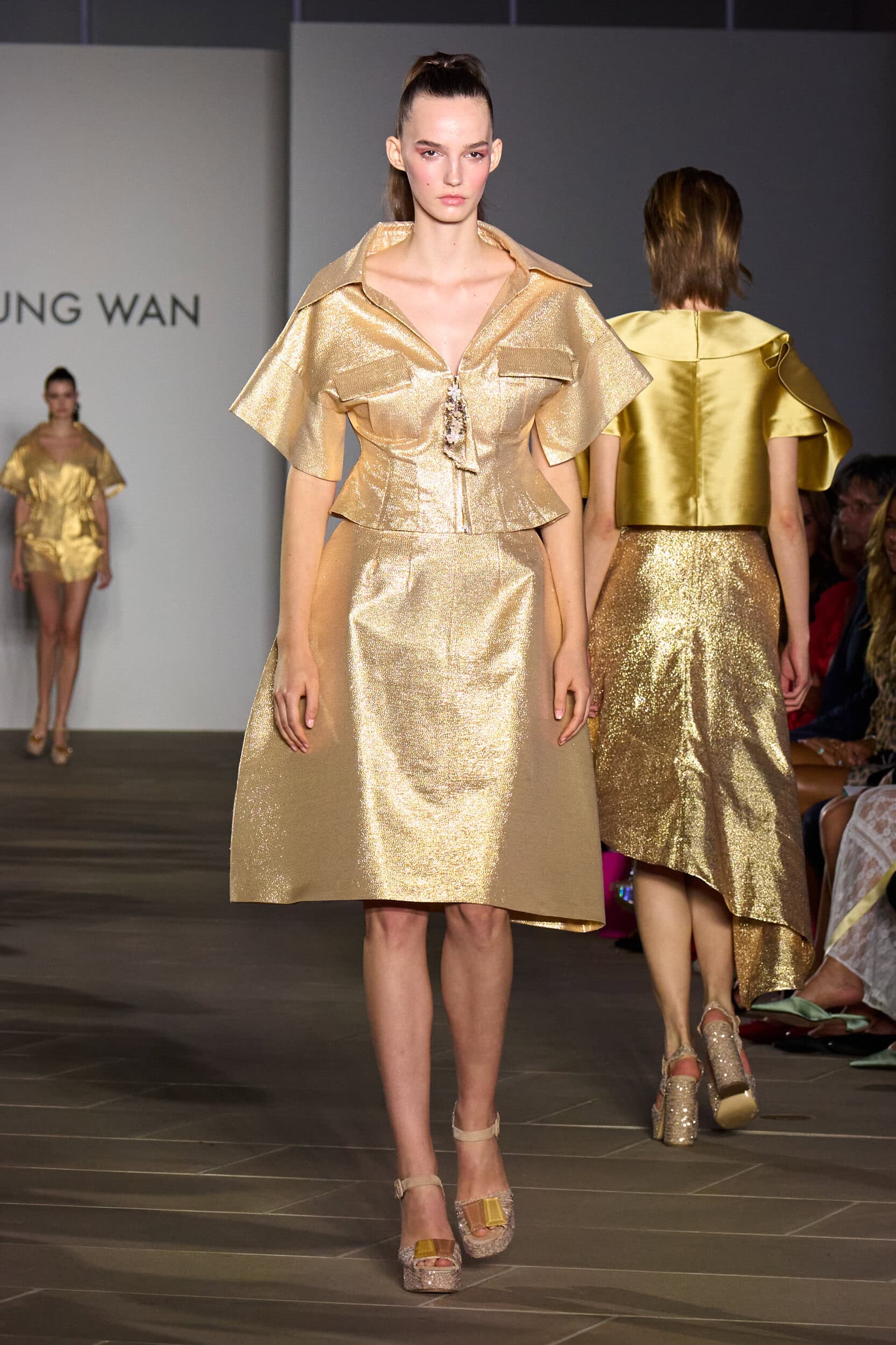 Son Jung Wan Spring 2025 Fashion Show