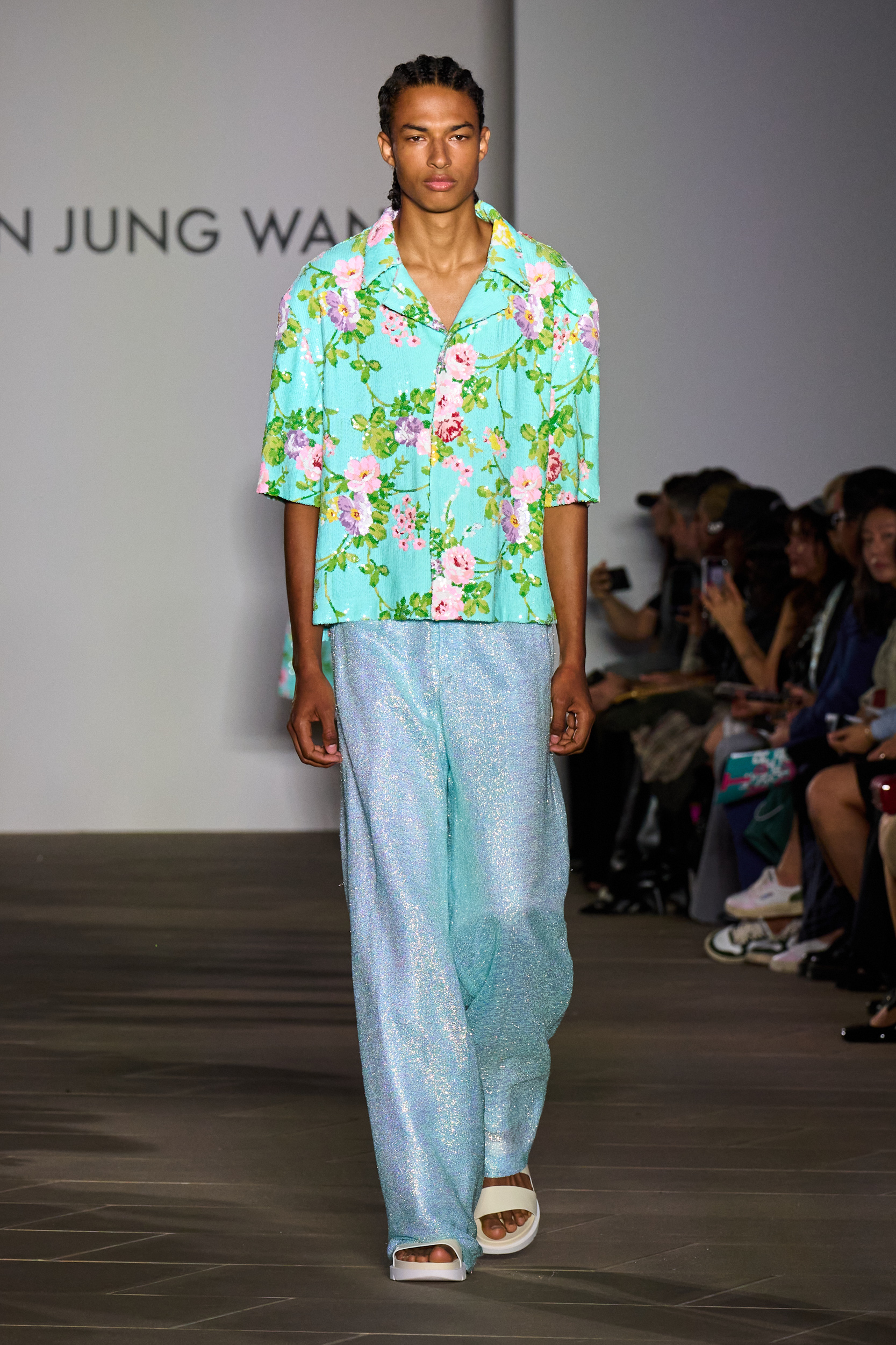 Son Jung Wan Spring 2025 Fashion Show