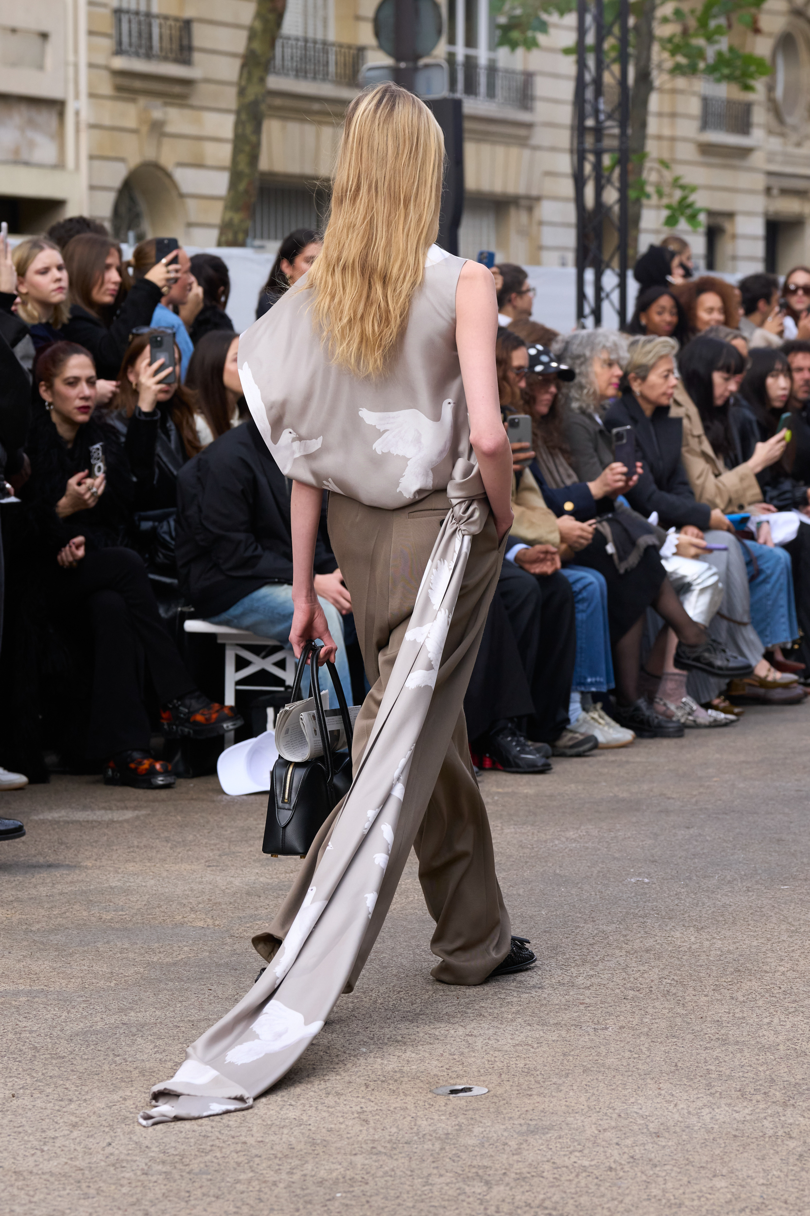 Stella Mccartney Spring 2025 Fashion Show Details