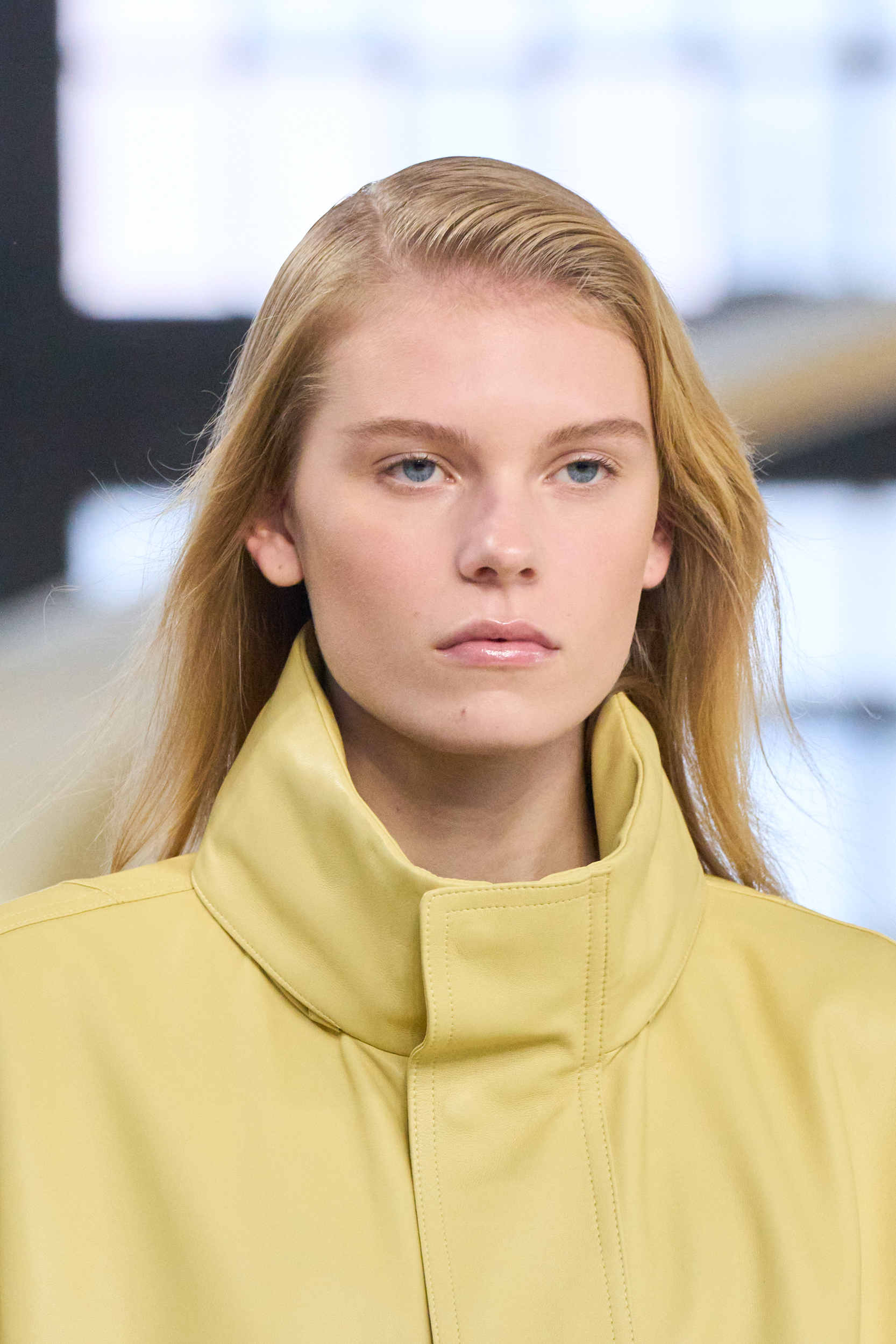 Tod S Spring 2025 Fashion Show Details