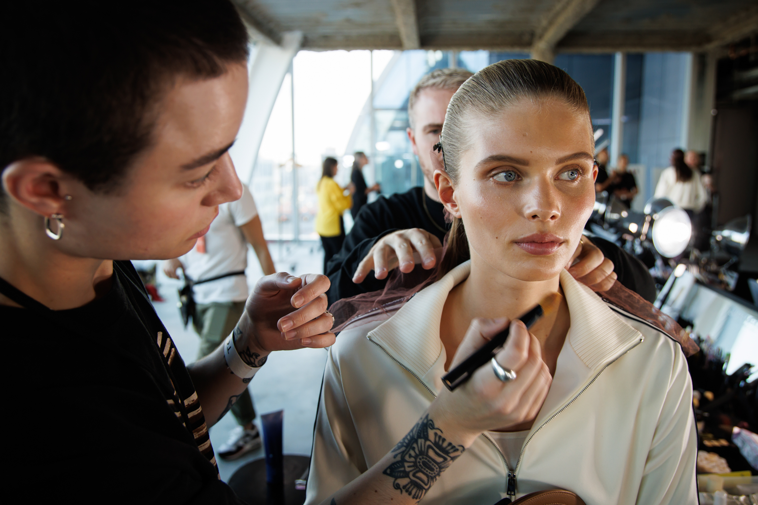 Tory Burch Spring 2025 Fashion Show Backstage