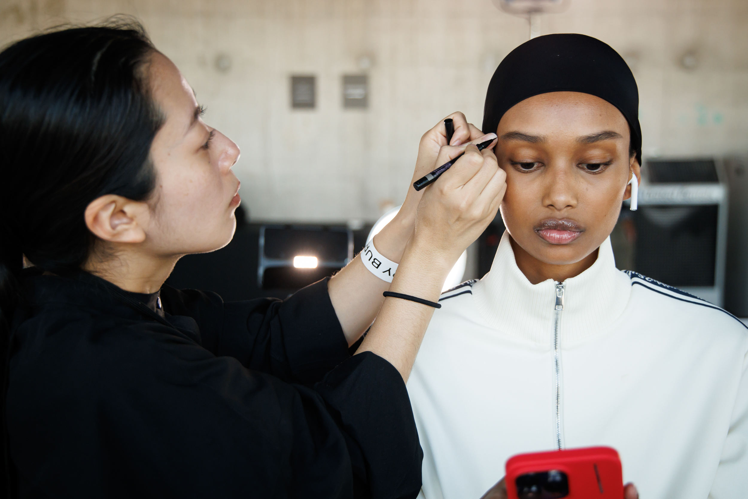 Tory Burch Spring 2025 Fashion Show Backstage