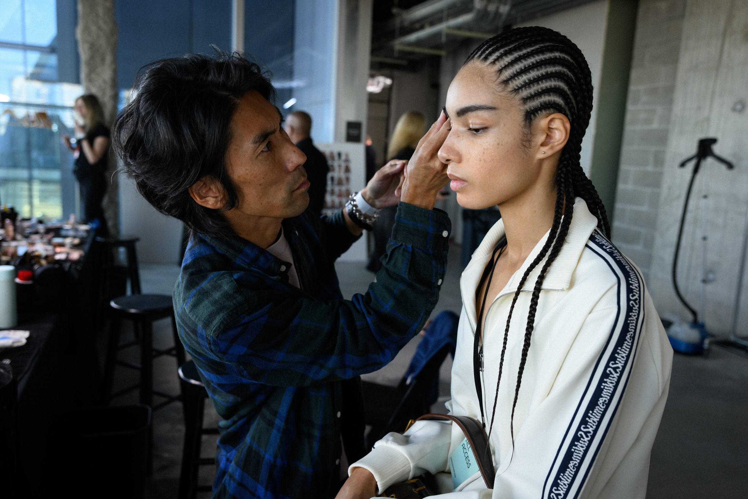 Tory Burch Spring 2025 Fashion Show Backstage