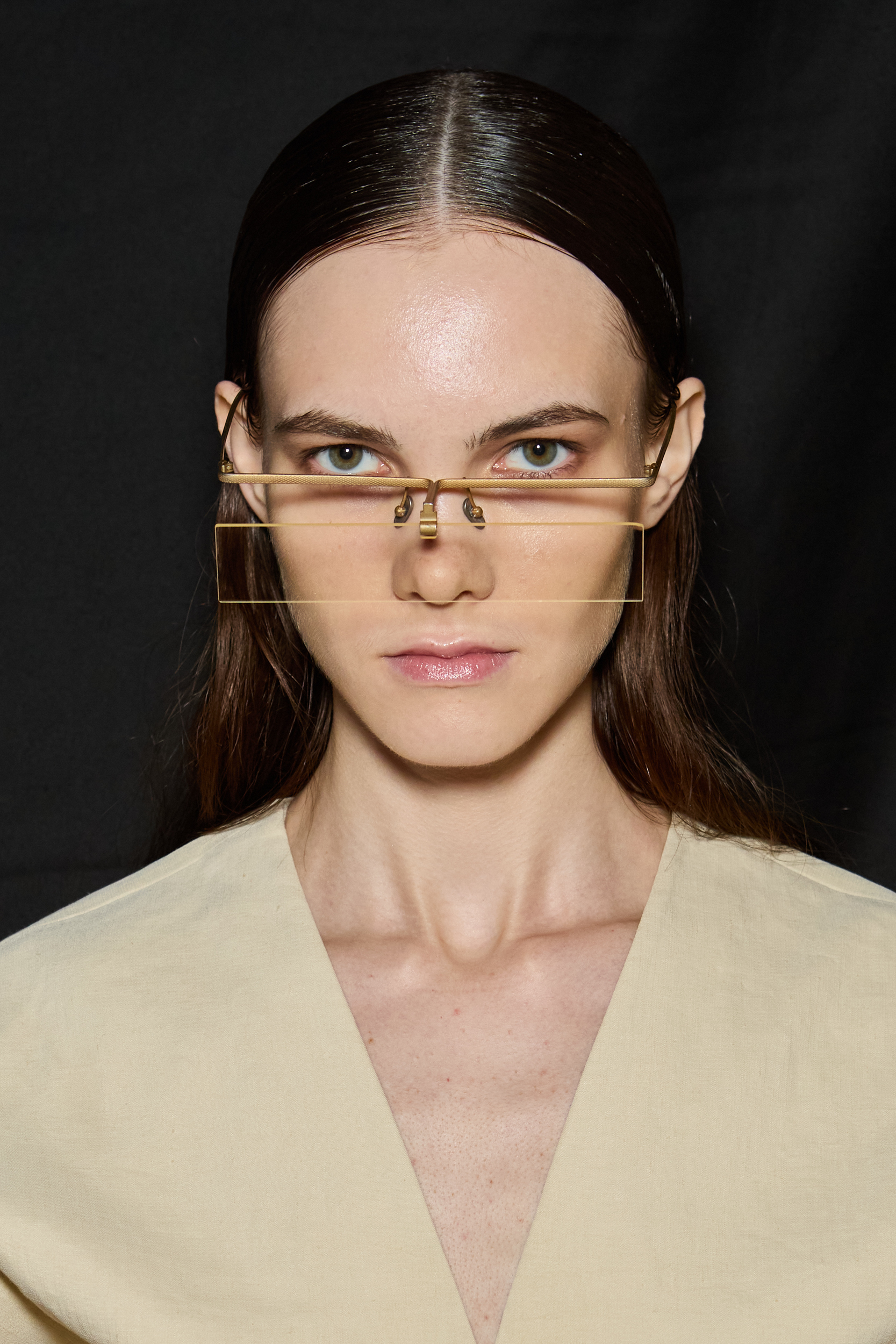 Uma Wang Spring 2025 Fashion Show Backstage