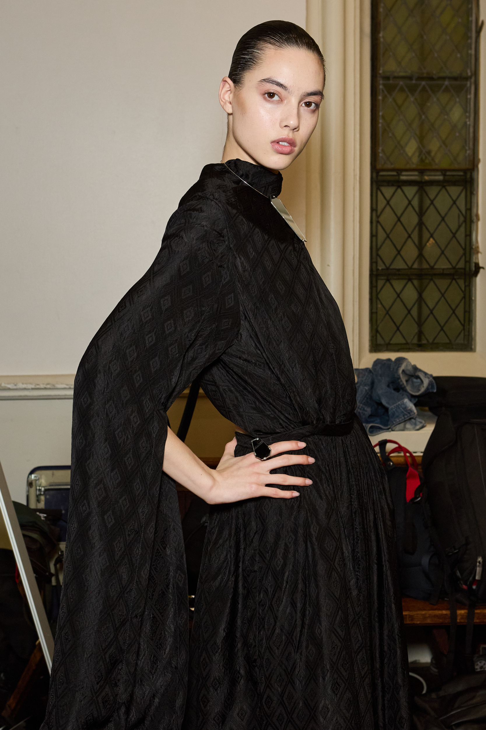 Uma Wang Spring 2025 Fashion Show Backstage