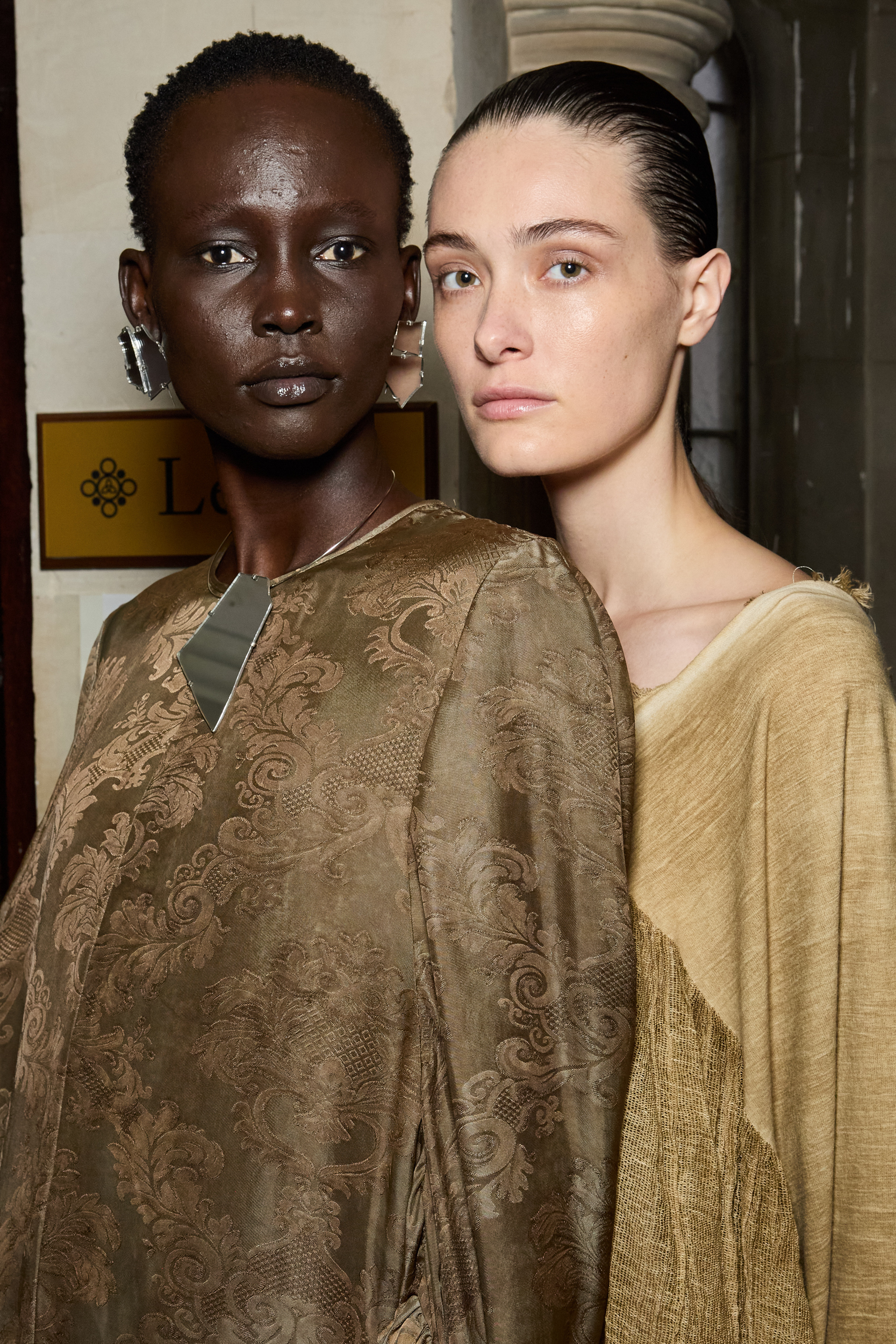 Uma Wang Spring 2025 Fashion Show Backstage