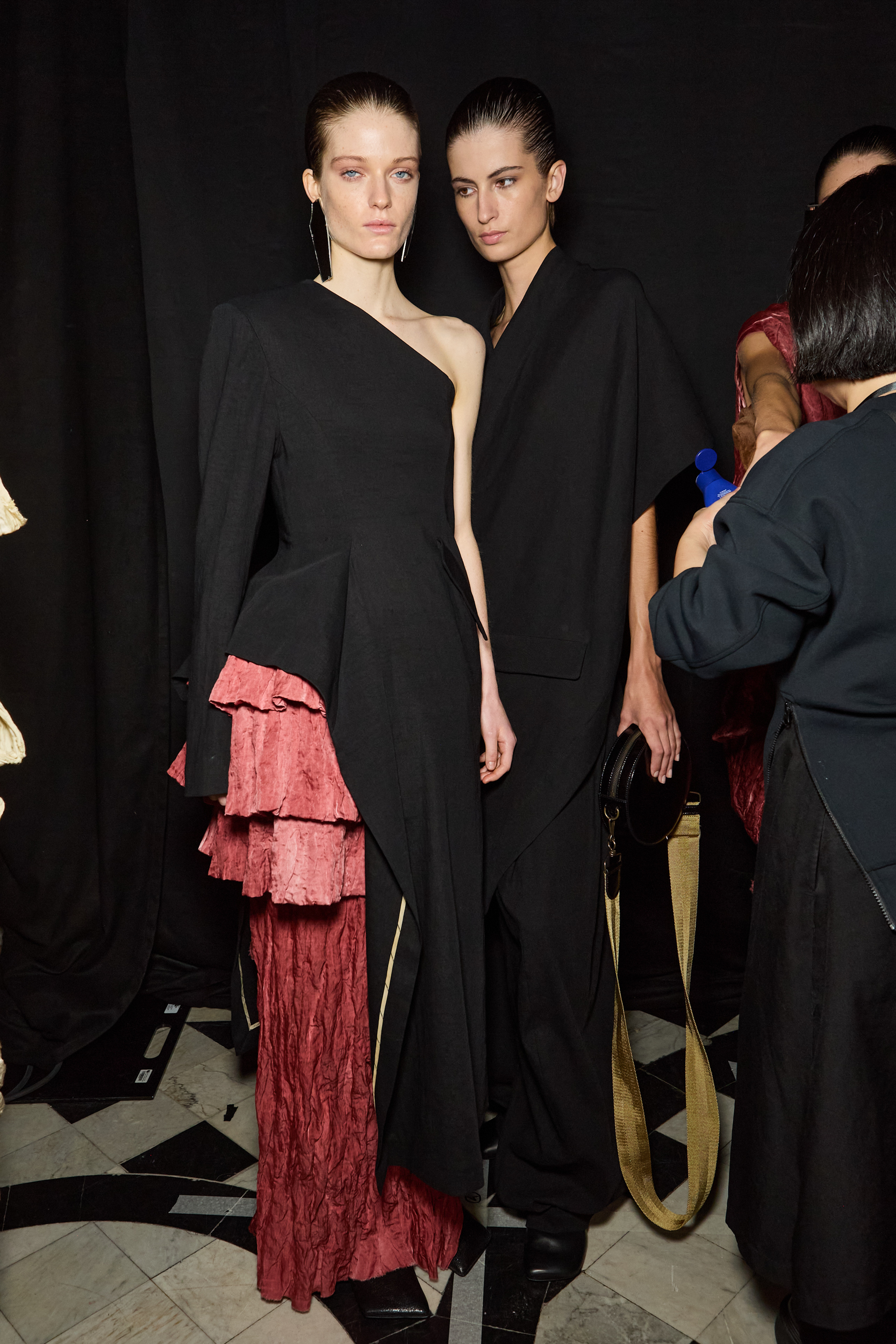 Uma Wang Spring 2025 Fashion Show Backstage