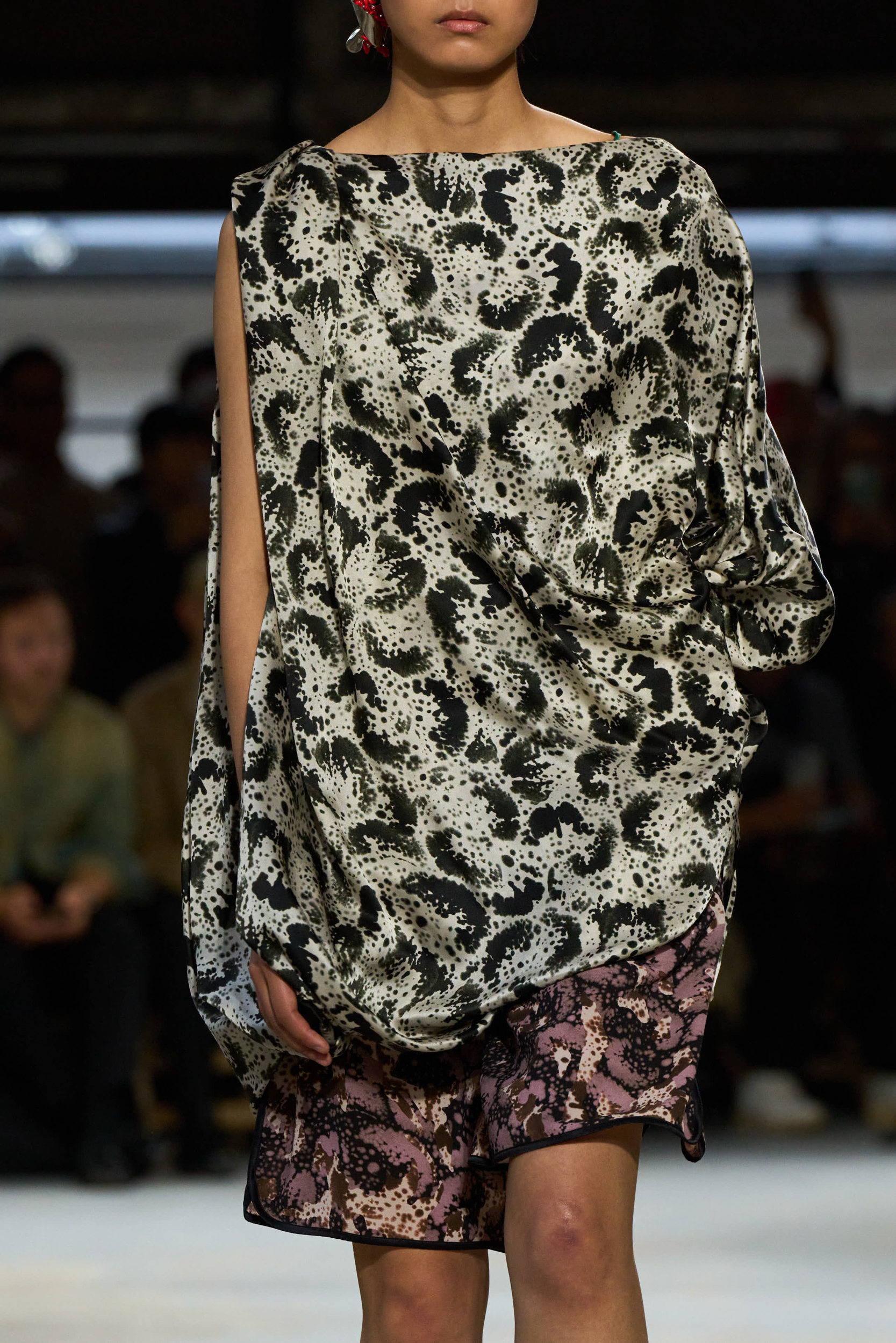 Dries Van Noten Spring 2025 Fashion Show Details