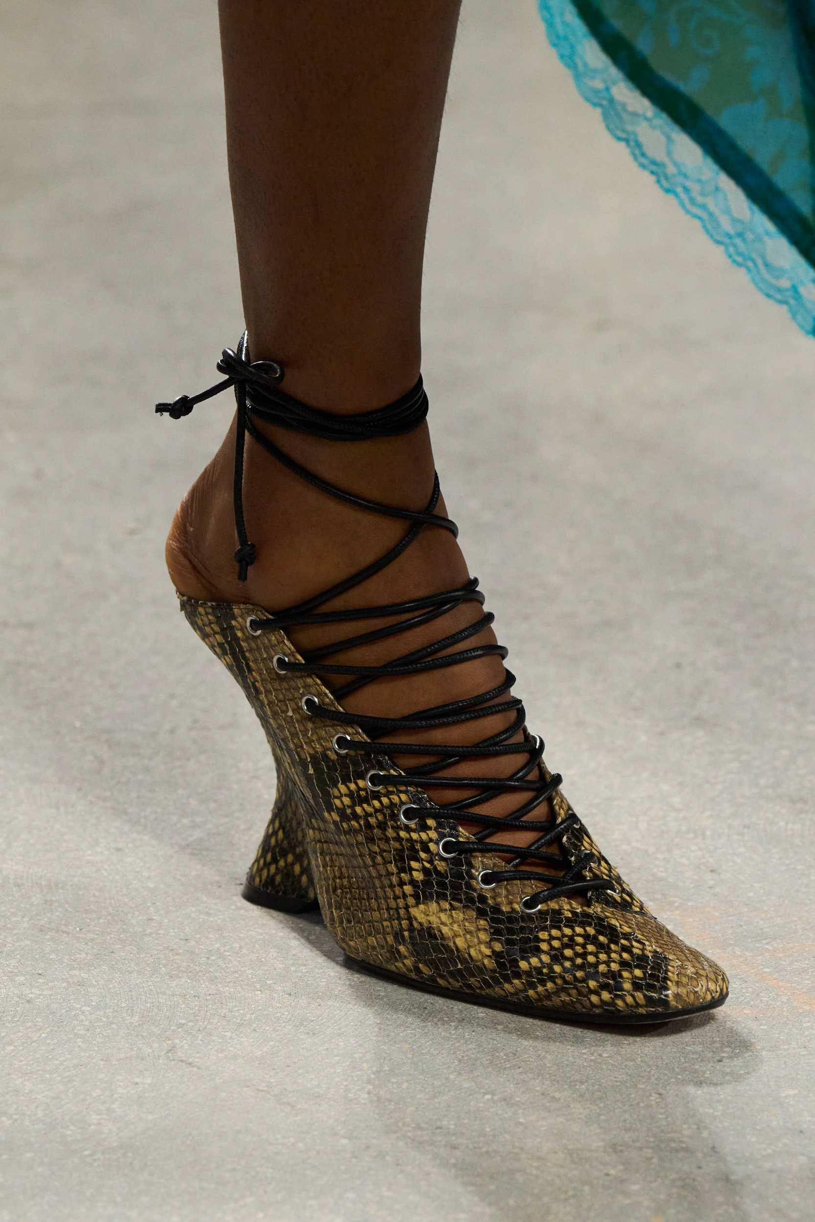 Dries Van Noten Spring 2025 Fashion Show Details