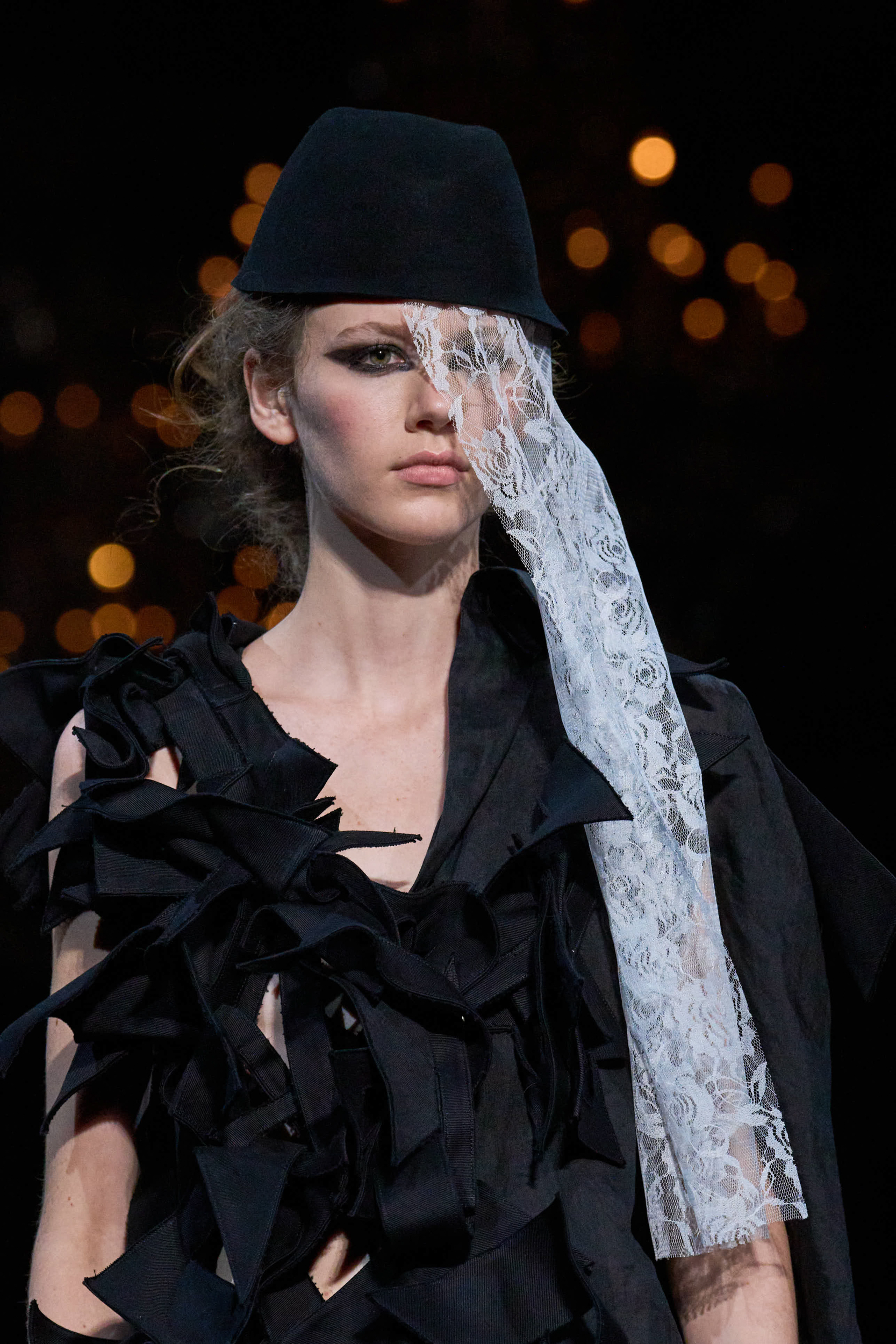 Yohji Yamamoto Spring 2025 Fashion Show Details