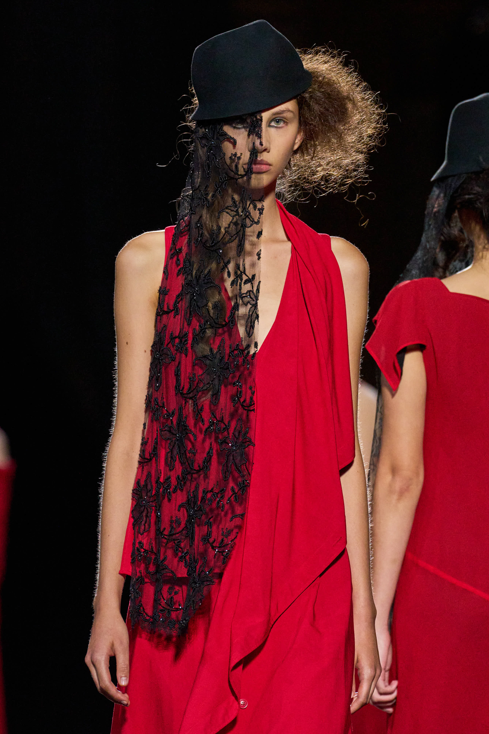 Yohji Yamamoto Spring 2025 Fashion Show Details