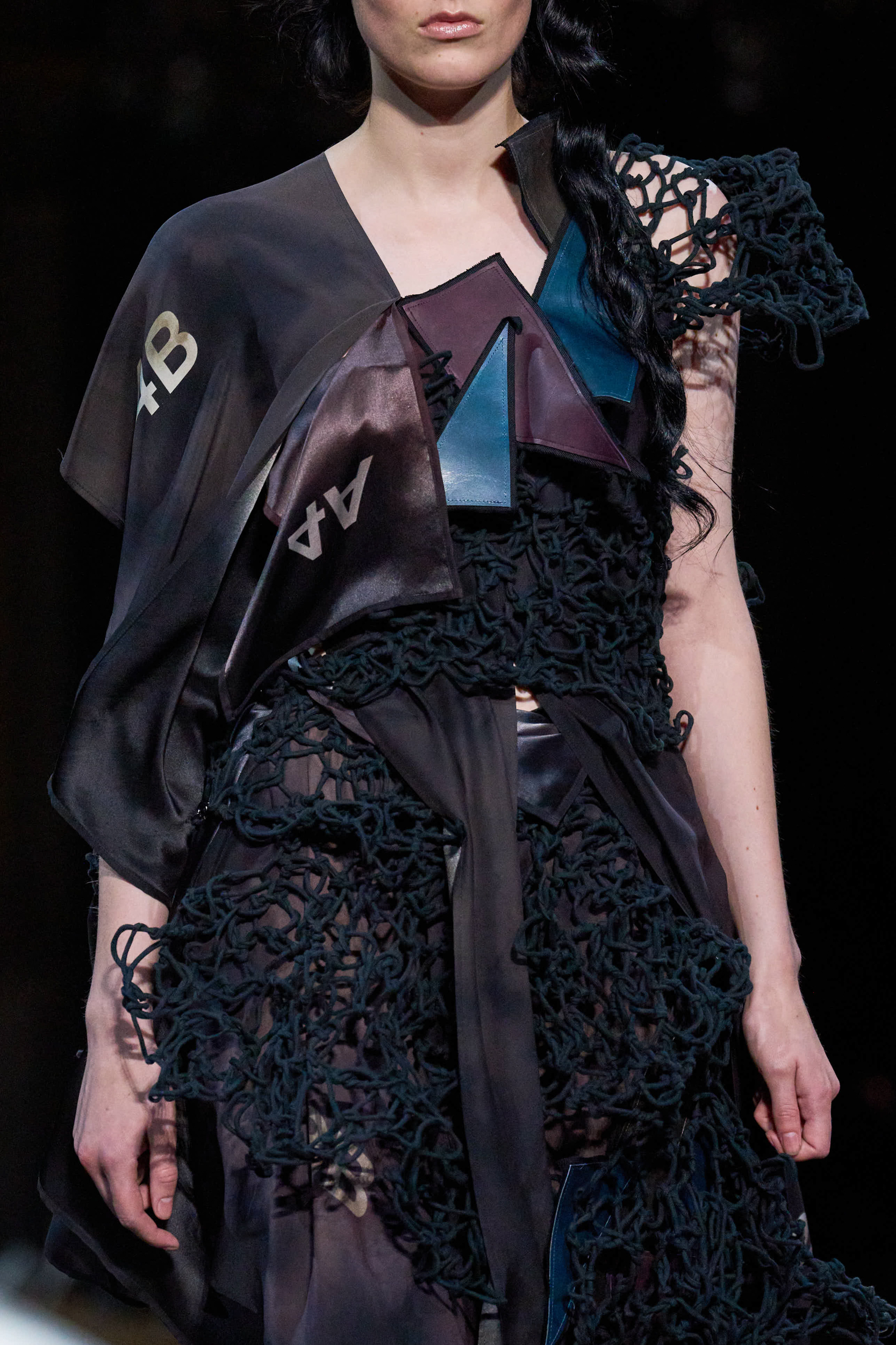 Yohji Yamamoto Spring 2025 Fashion Show Details