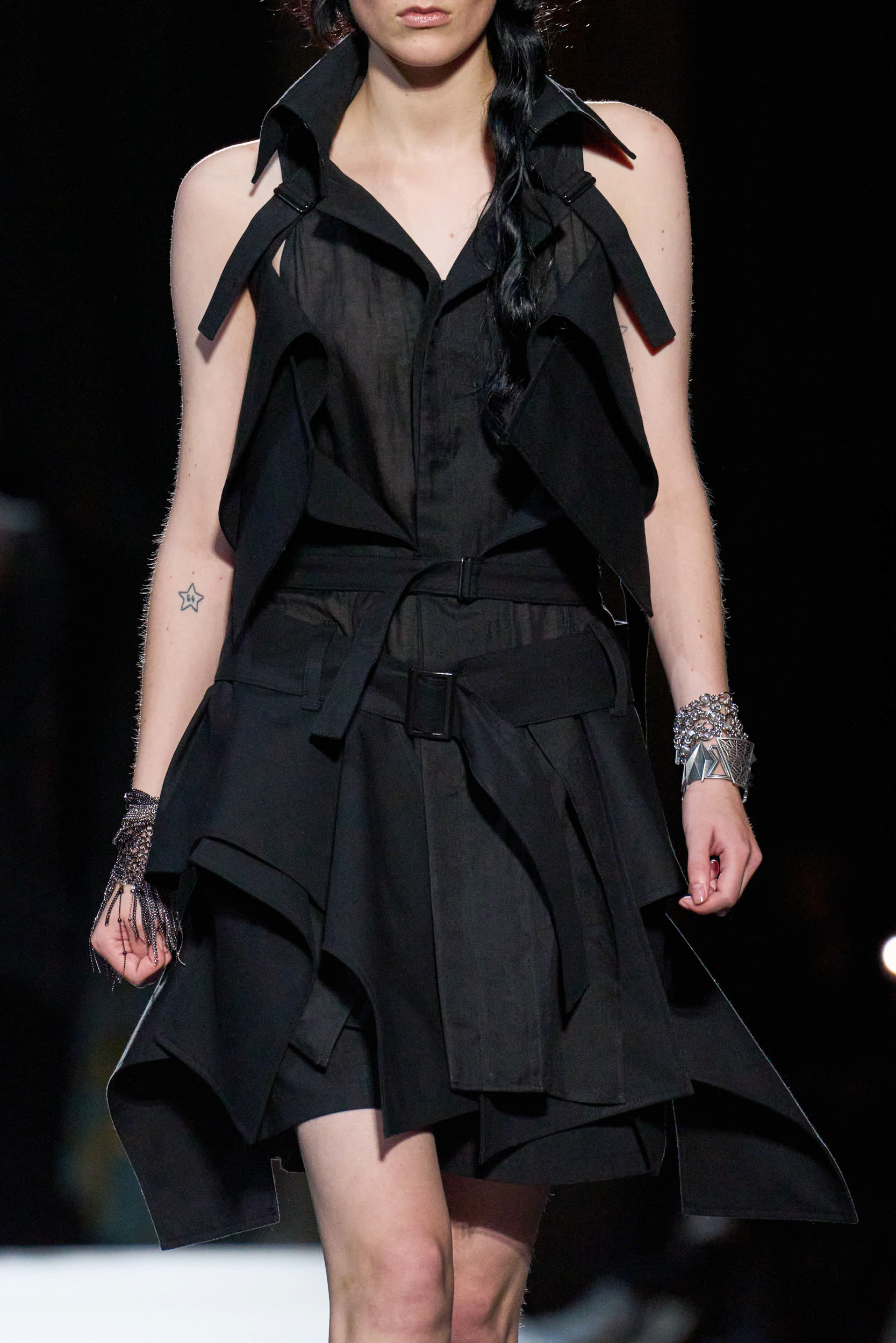 Yohji Yamamoto Spring 2025 Fashion Show Details