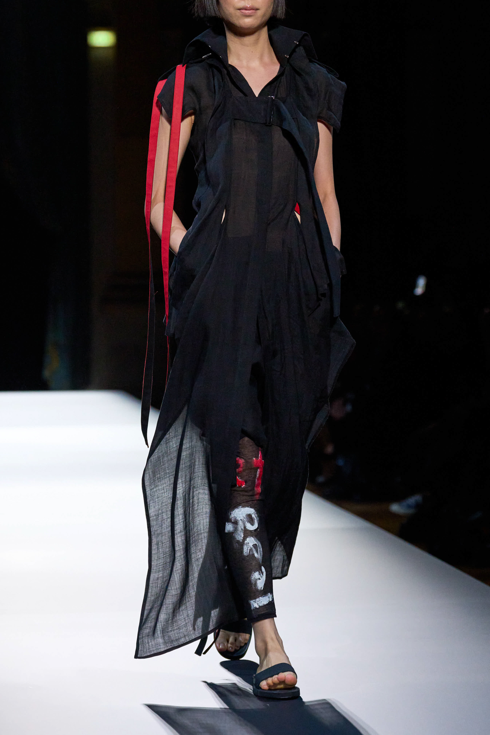 Yohji Yamamoto Spring 2025 Fashion Show Details