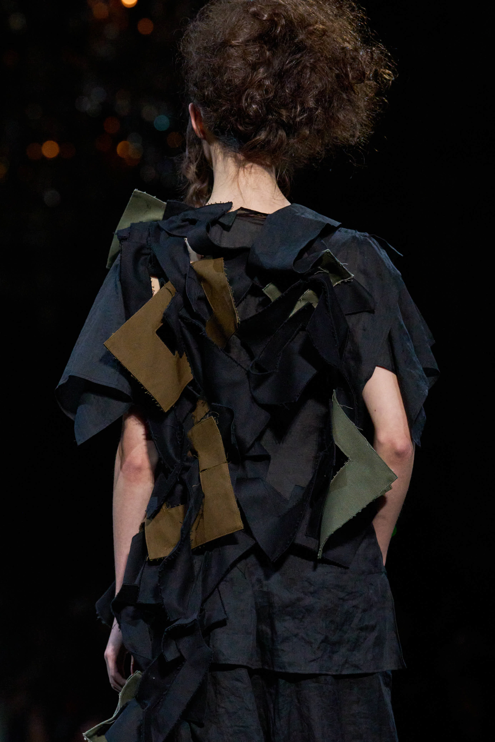 Yohji Yamamoto Spring 2025 Fashion Show Details