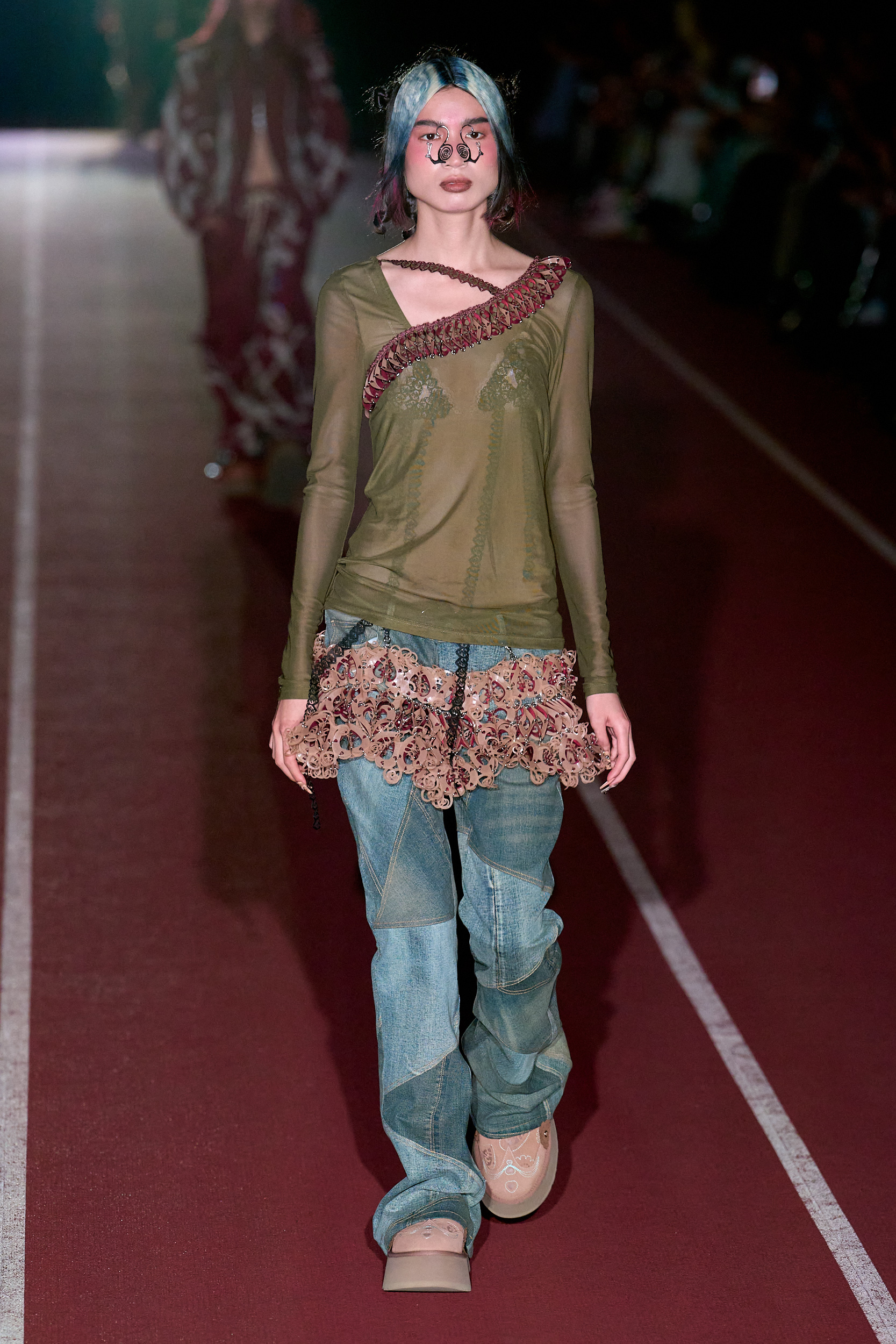 Yueqi Qi Spring 2025 Fashion Show 