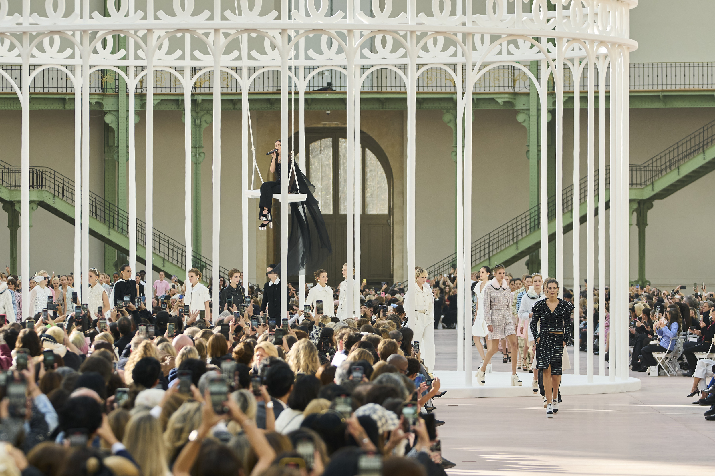 Chanel Spring 2025 Fashion Show Atmosphere