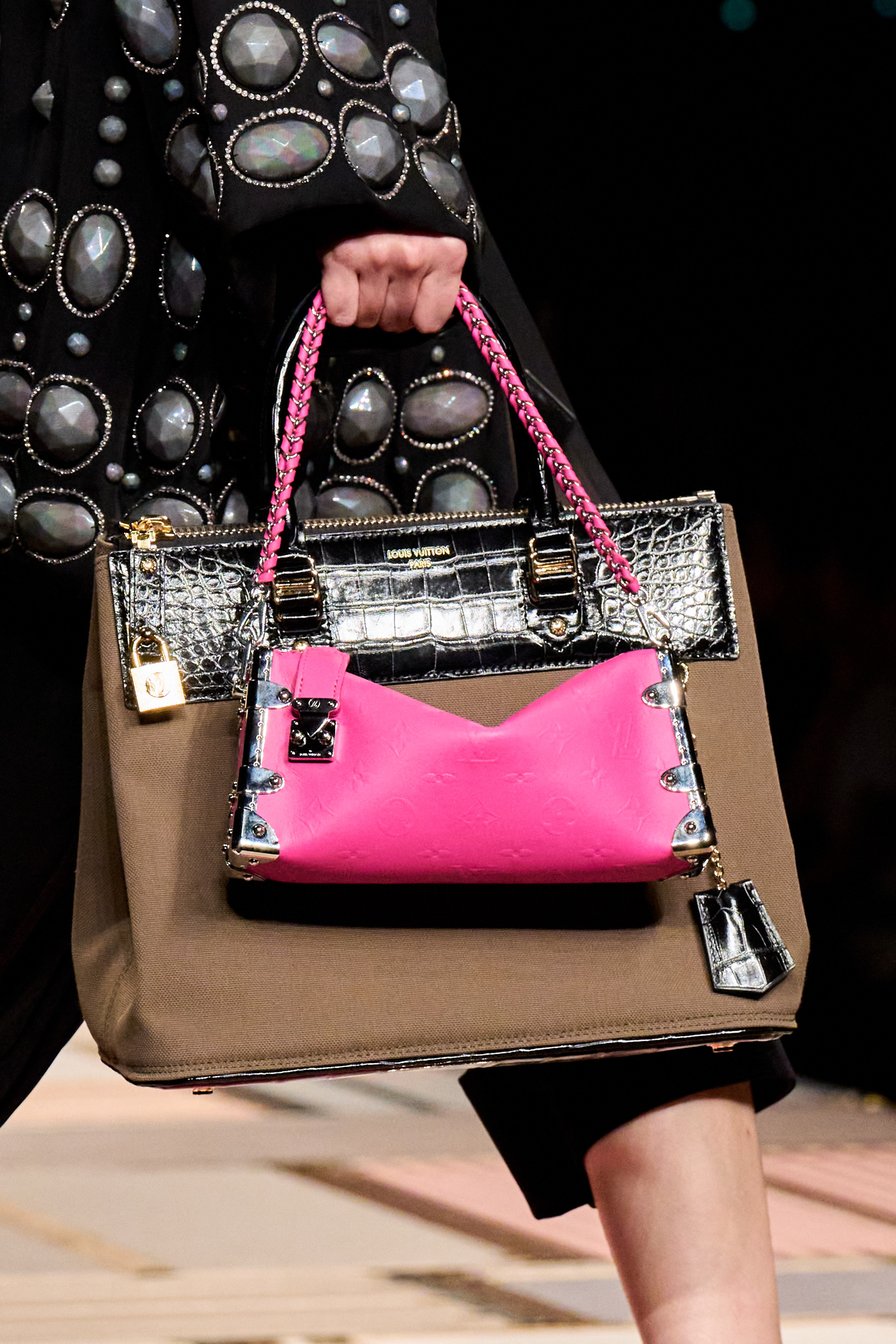 Louis Vuitton Spring 2025 Fashion Show Details