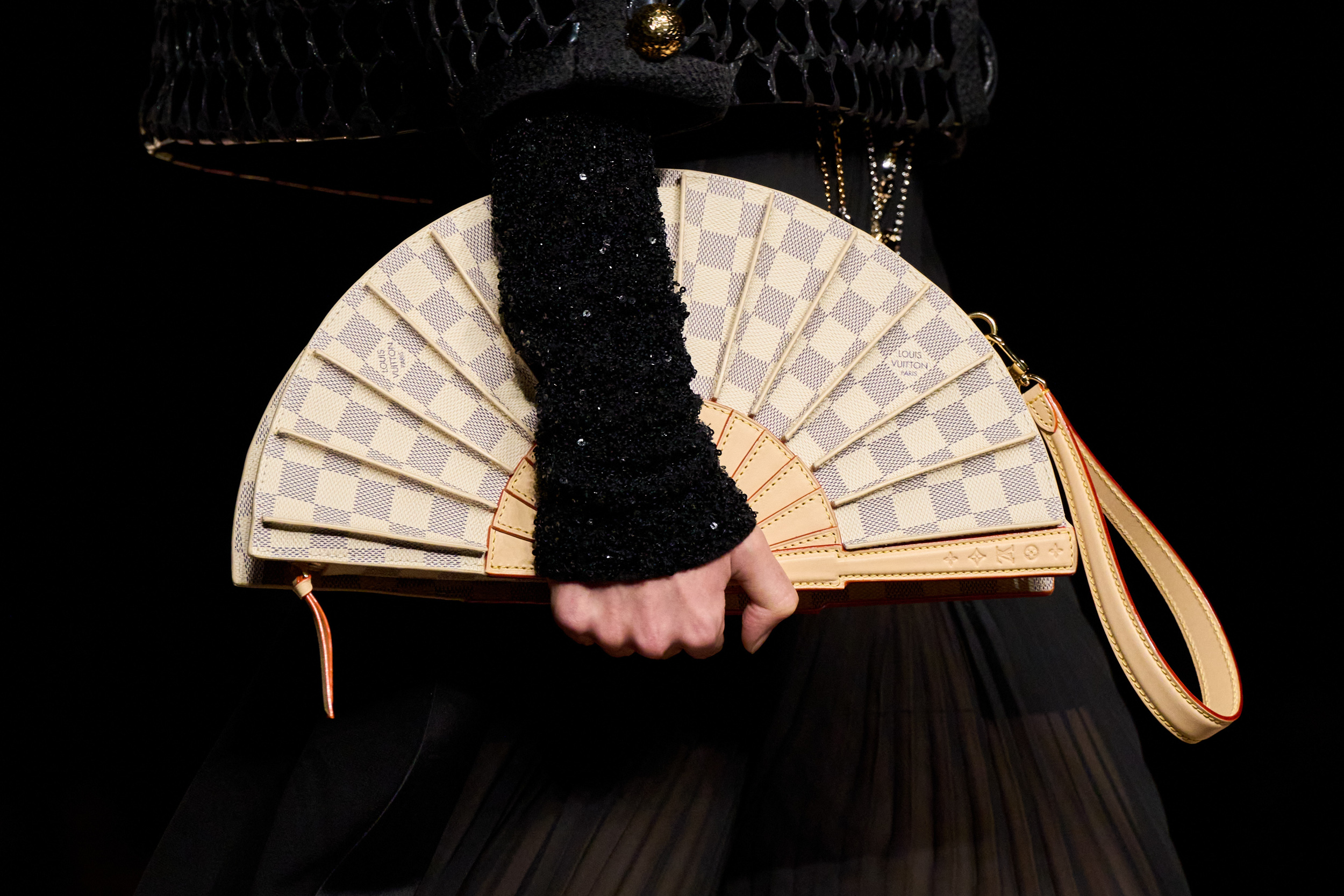 Louis Vuitton Spring 2025 Fashion Show Details