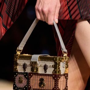 Louis Vuitton Spring 2025 Fashion Show Details