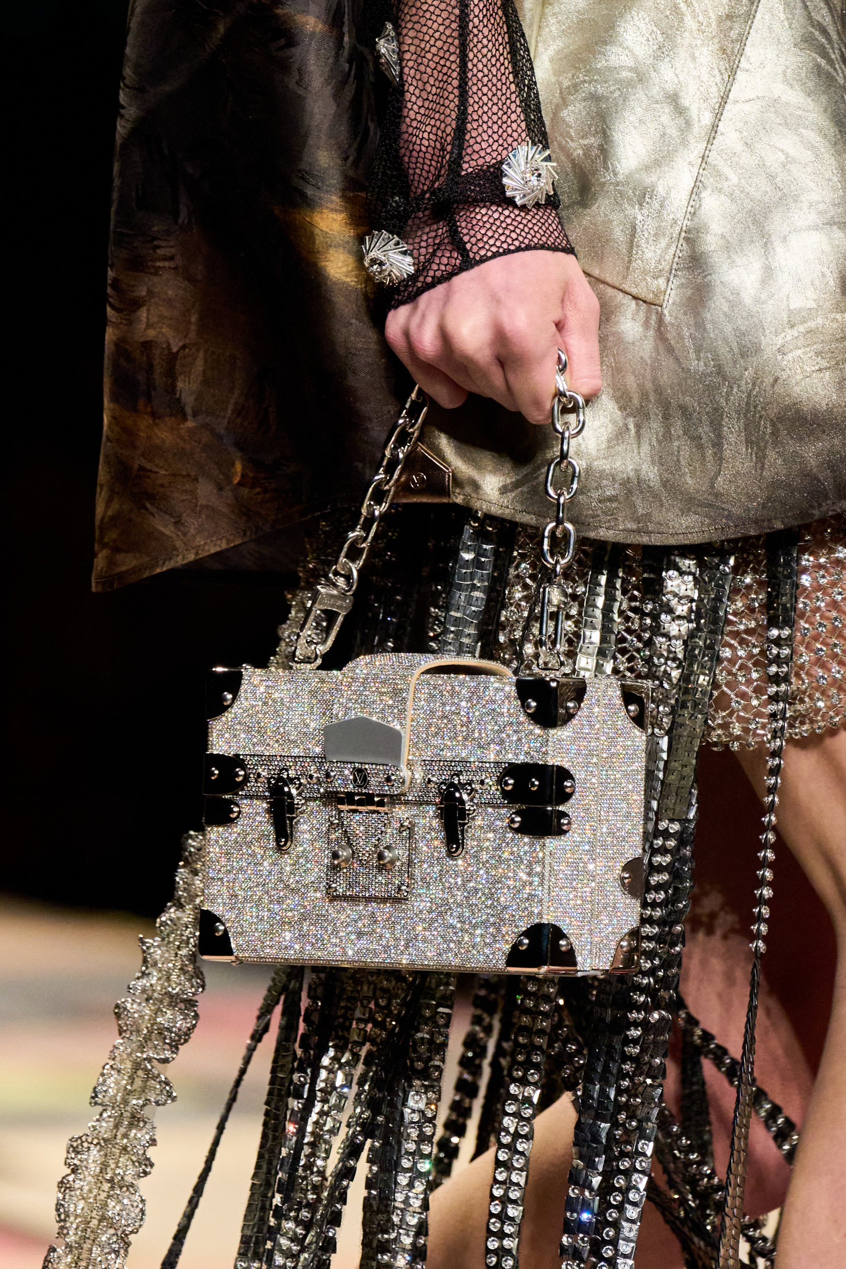 Louis Vuitton Spring 2025 Fashion Show Details