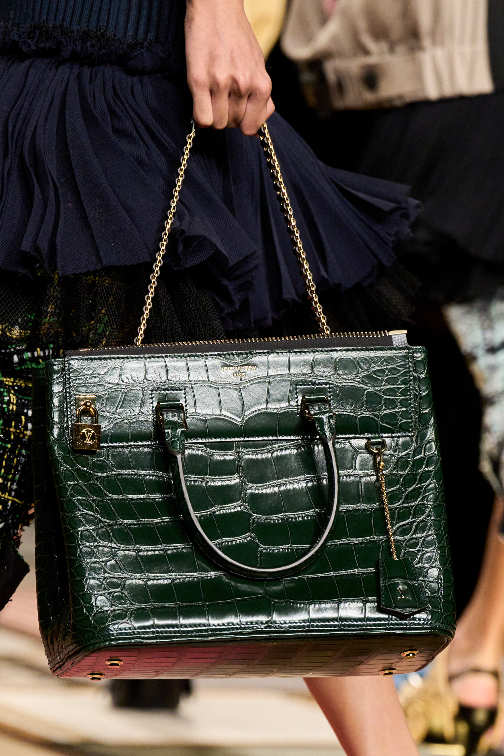 Louis Vuitton Spring 2025 Fashion Show Details