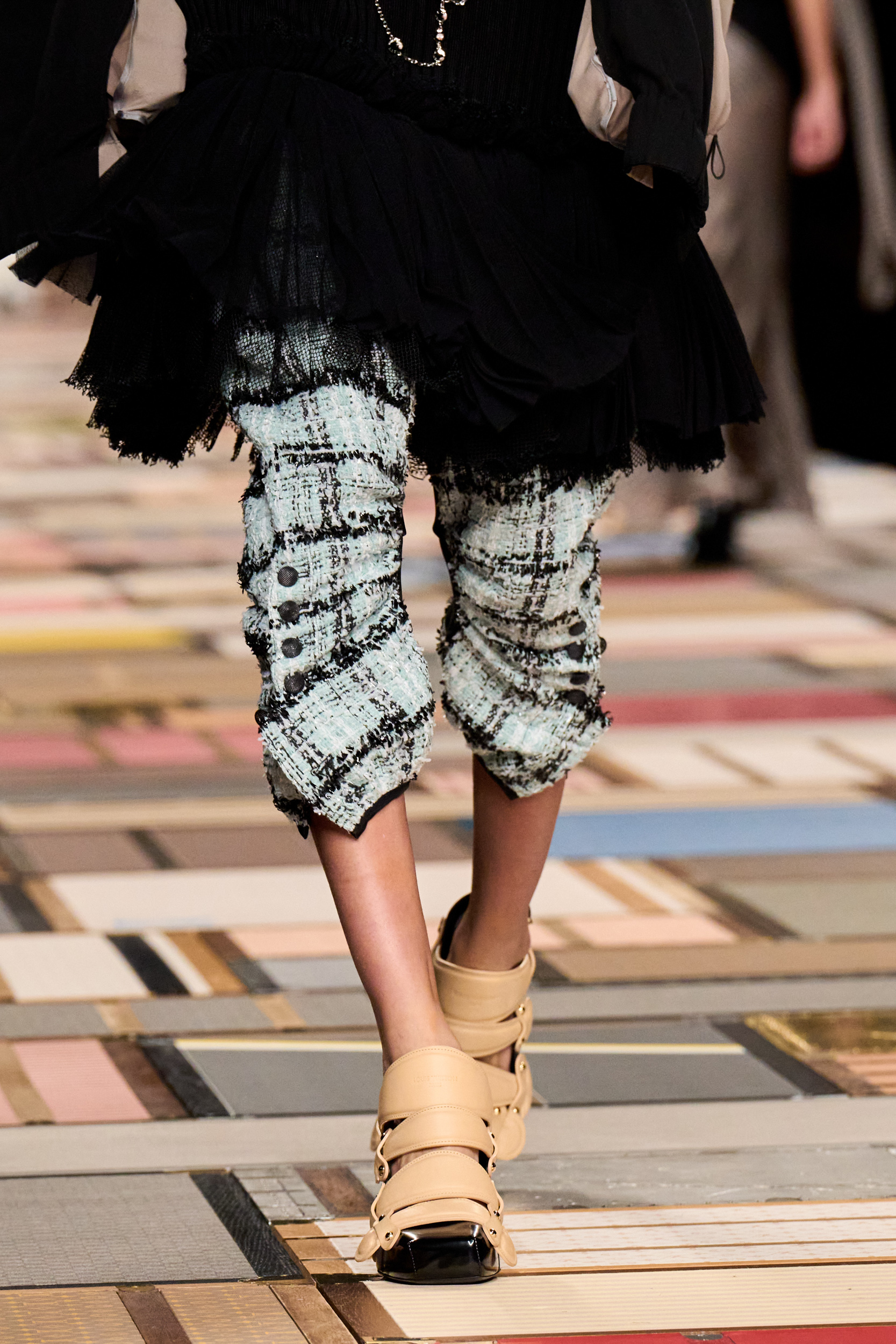 Louis Vuitton Spring 2025 Fashion Show Details