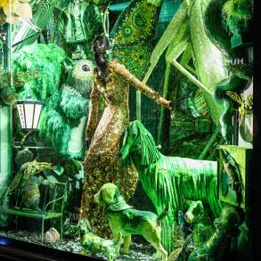 Bergdorf Goodman’s Holiday Windows Celebrate Fifth Avenue Milestone