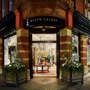 Ralph Lauren Sees 6% Revenue Growth, Raises Outlook for the Year