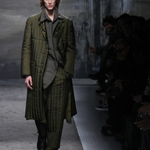 Yohji Yamamoto fall 2024 Fashion Show Review