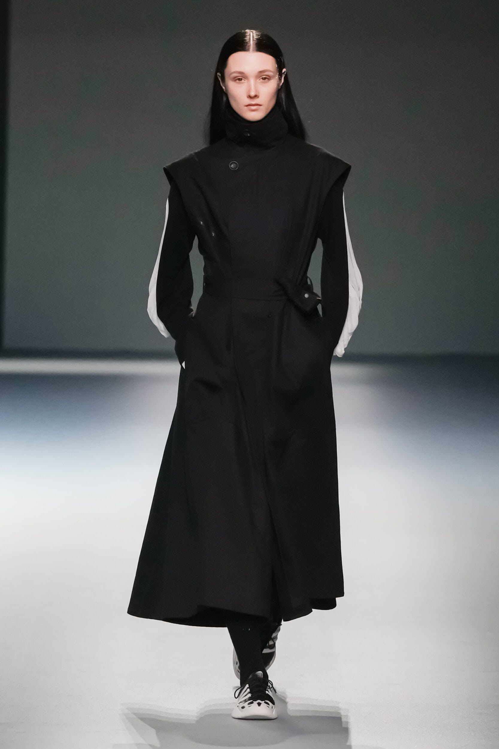 Y-3 Fall 2025 Men’s Fashion Show