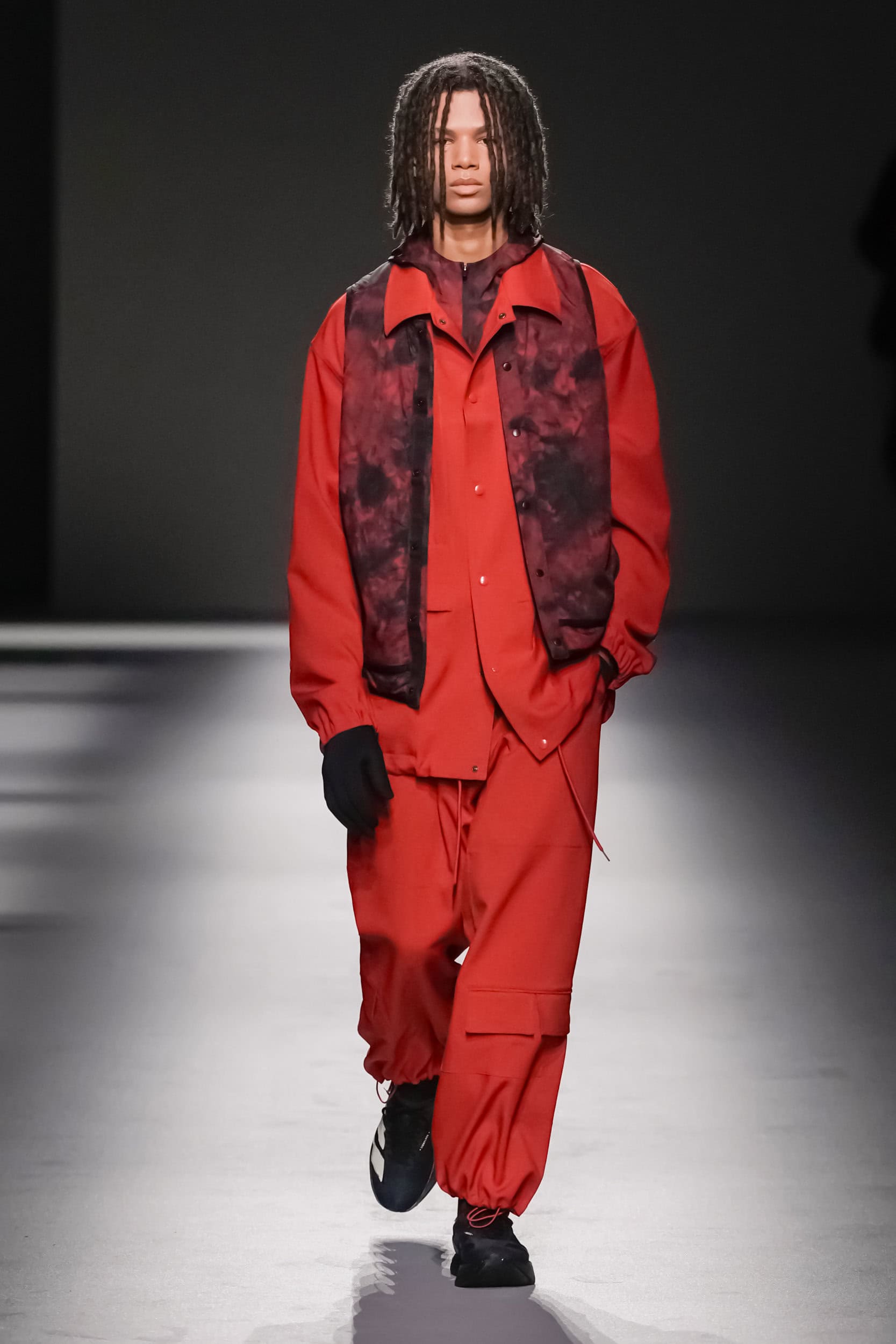 Y-3 Fall 2025 Men’s Fashion Show