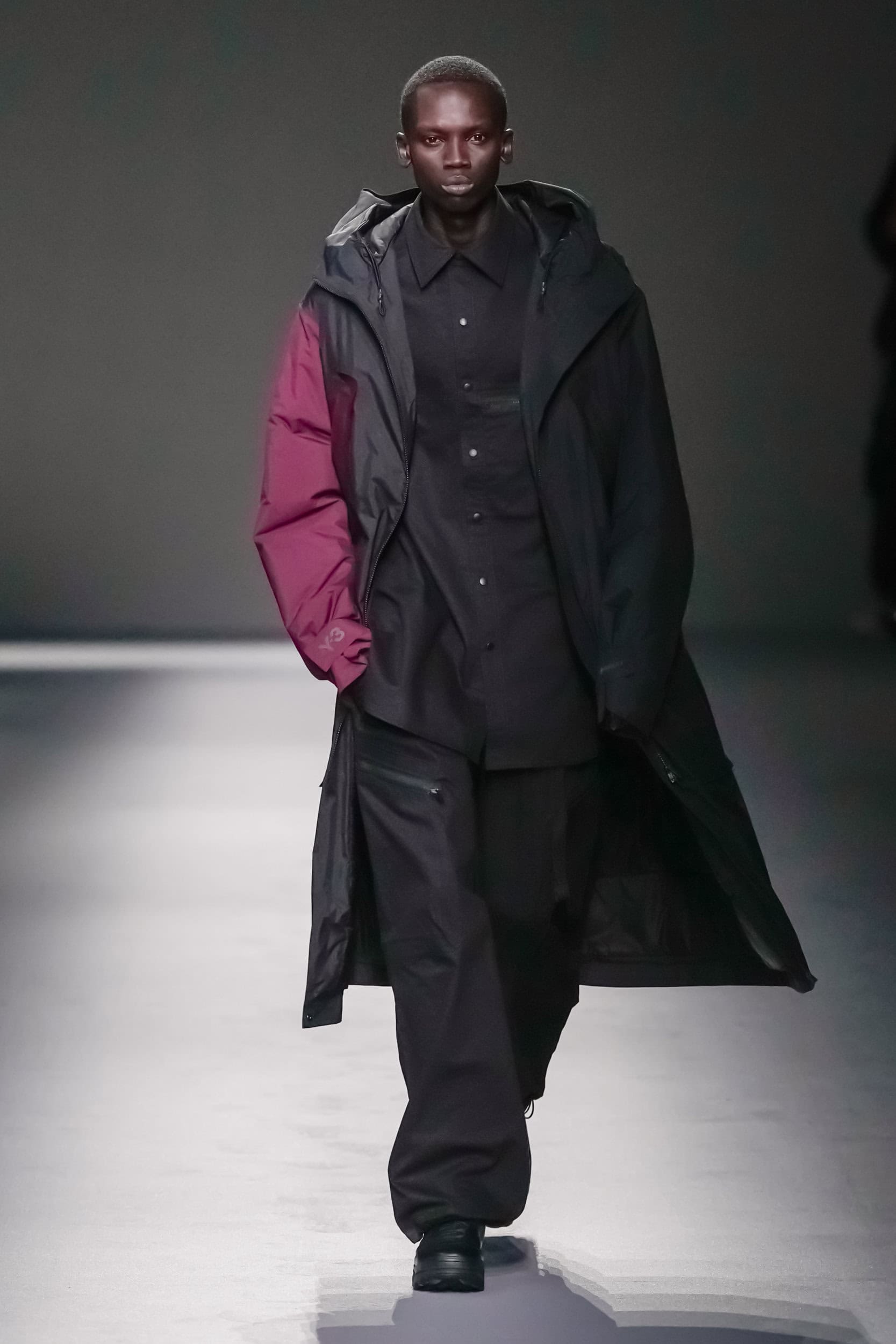Y-3 Fall 2025 Men’s Fashion Show