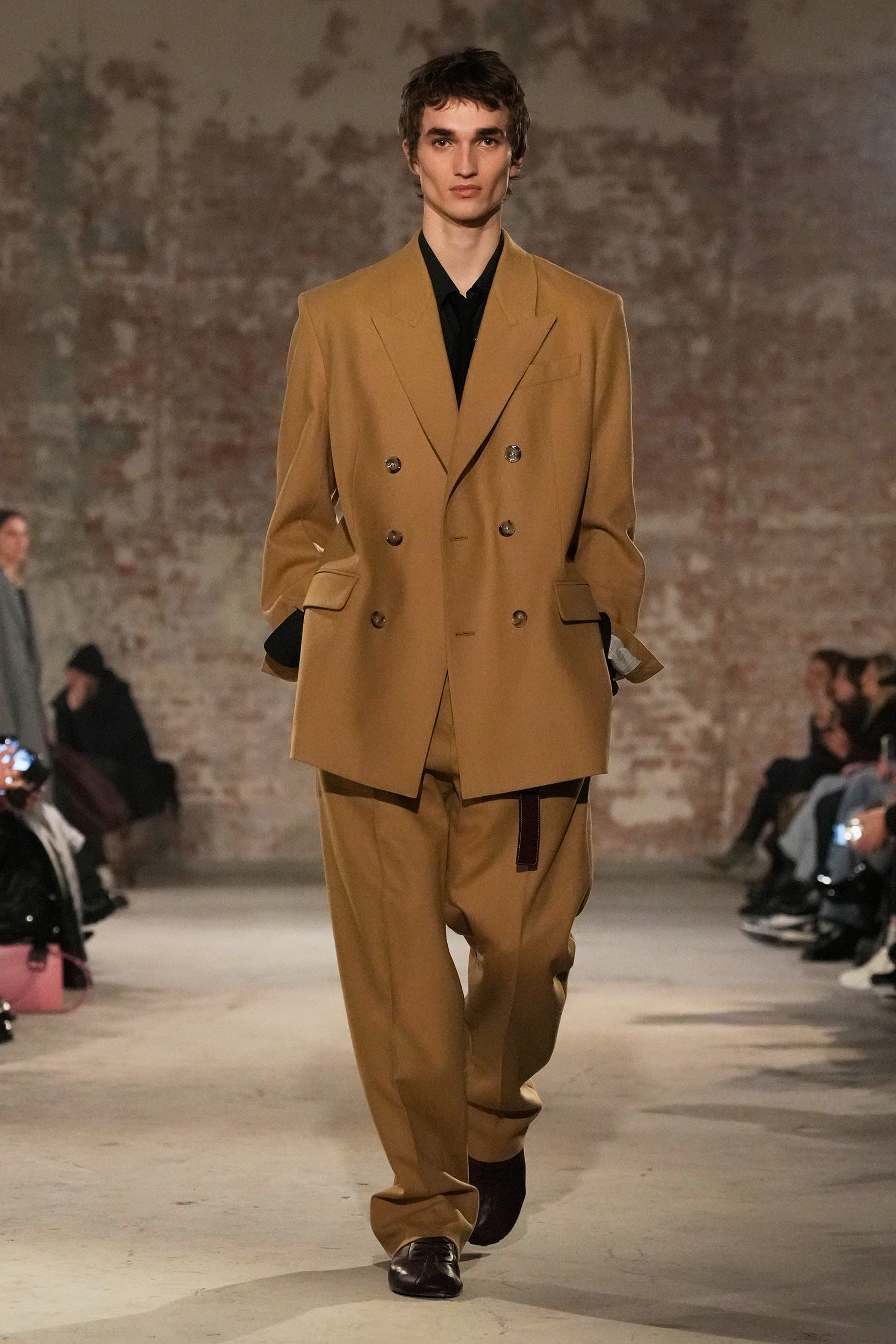 Ami Paris Fall 2025 Men’s Fashion Show