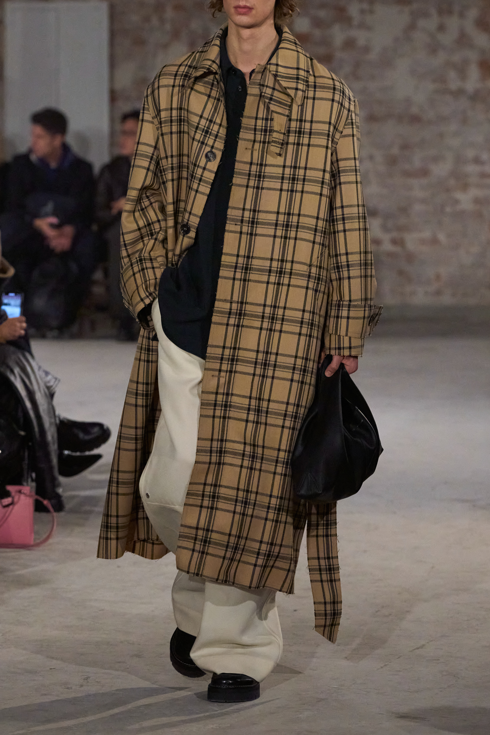 Ami Paris Fall 2025 Men’s Fashion Show Details