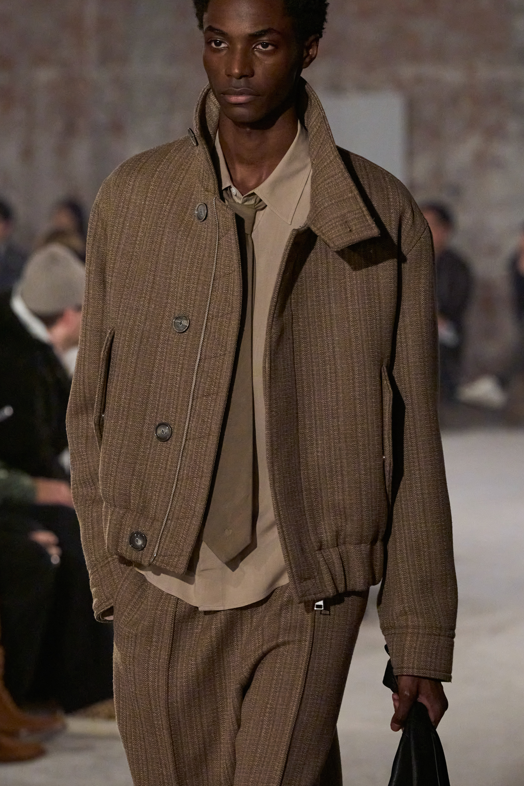 Ami Paris Fall 2025 Men’s Fashion Show Details