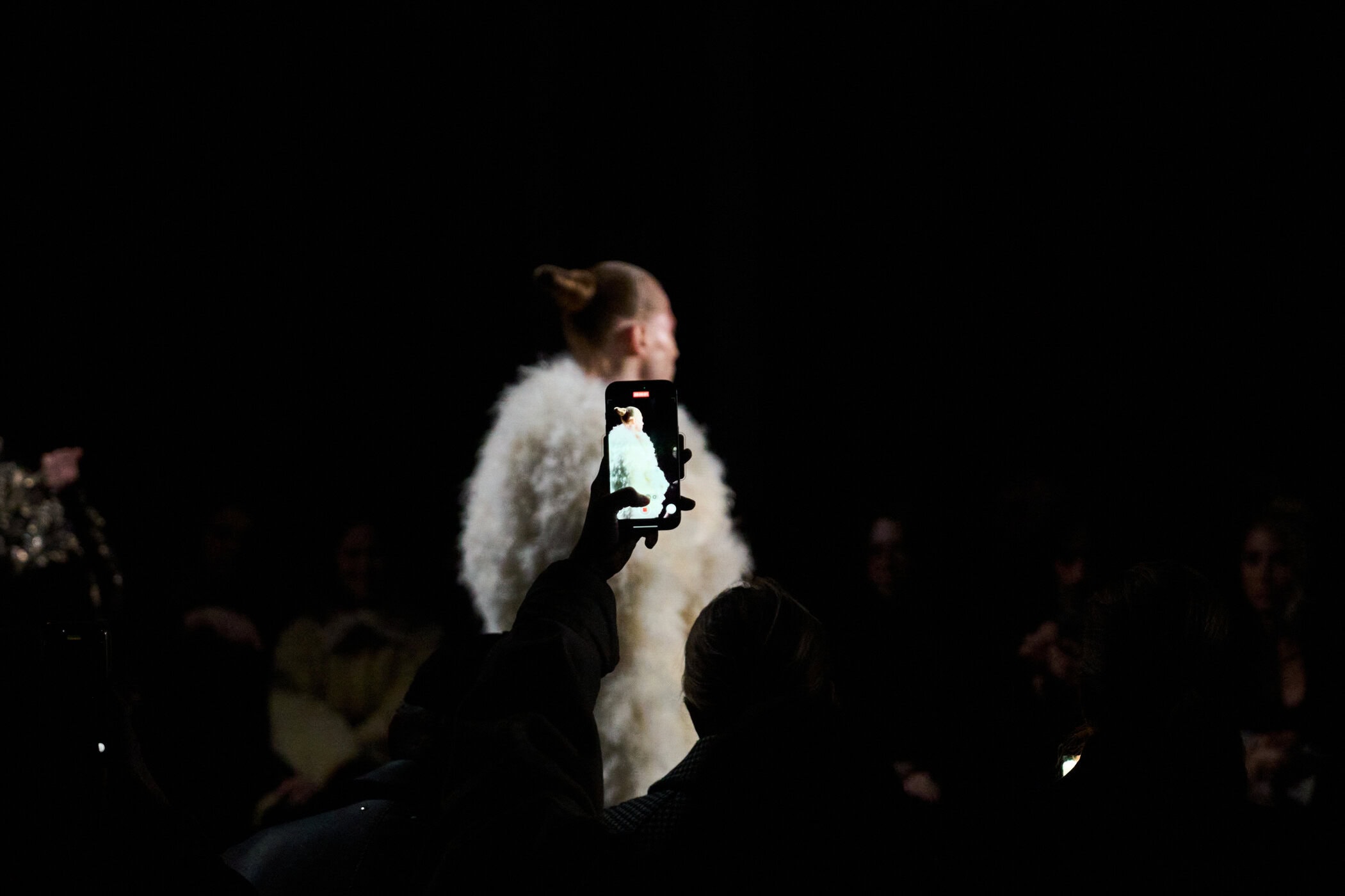 Ashi Studio Spring 2025 Couture Fashion Show Atmosphere