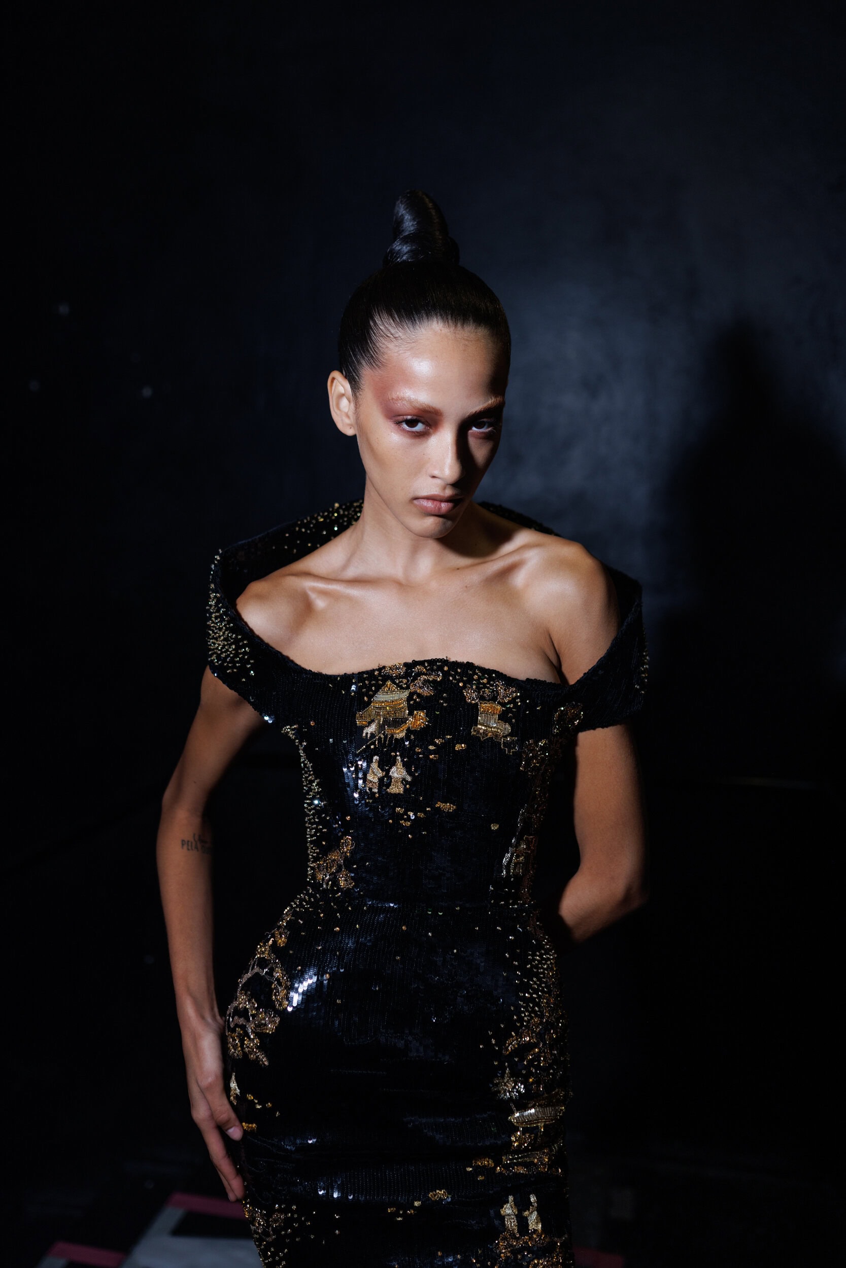 Ashi Studio Spring 2025 Couture Fashion Show Backstage