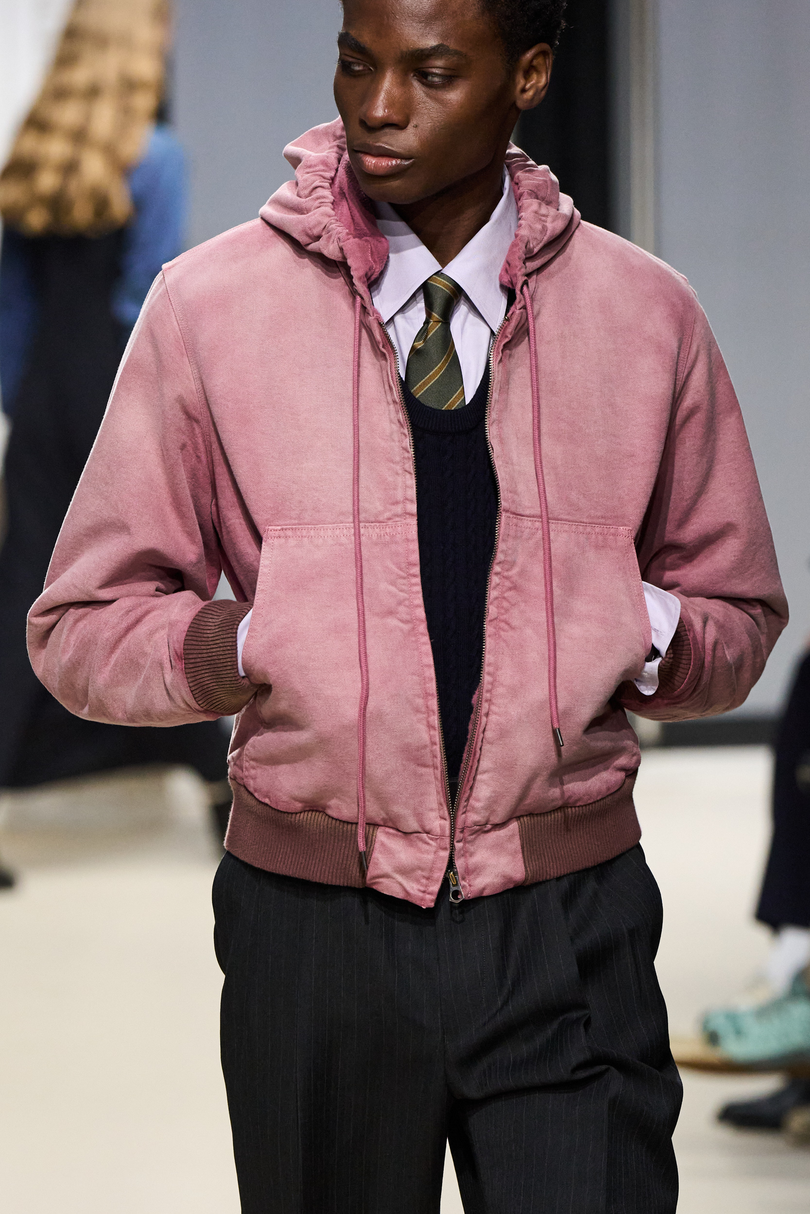 Auralee Fall 2025 Men’s Fashion Show Details