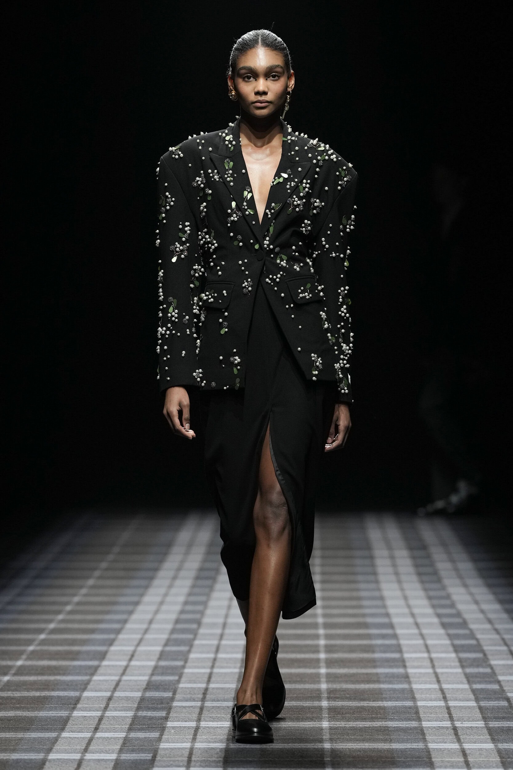 Dhruv Kapoor Fall 2025 Men’s Fashion Show