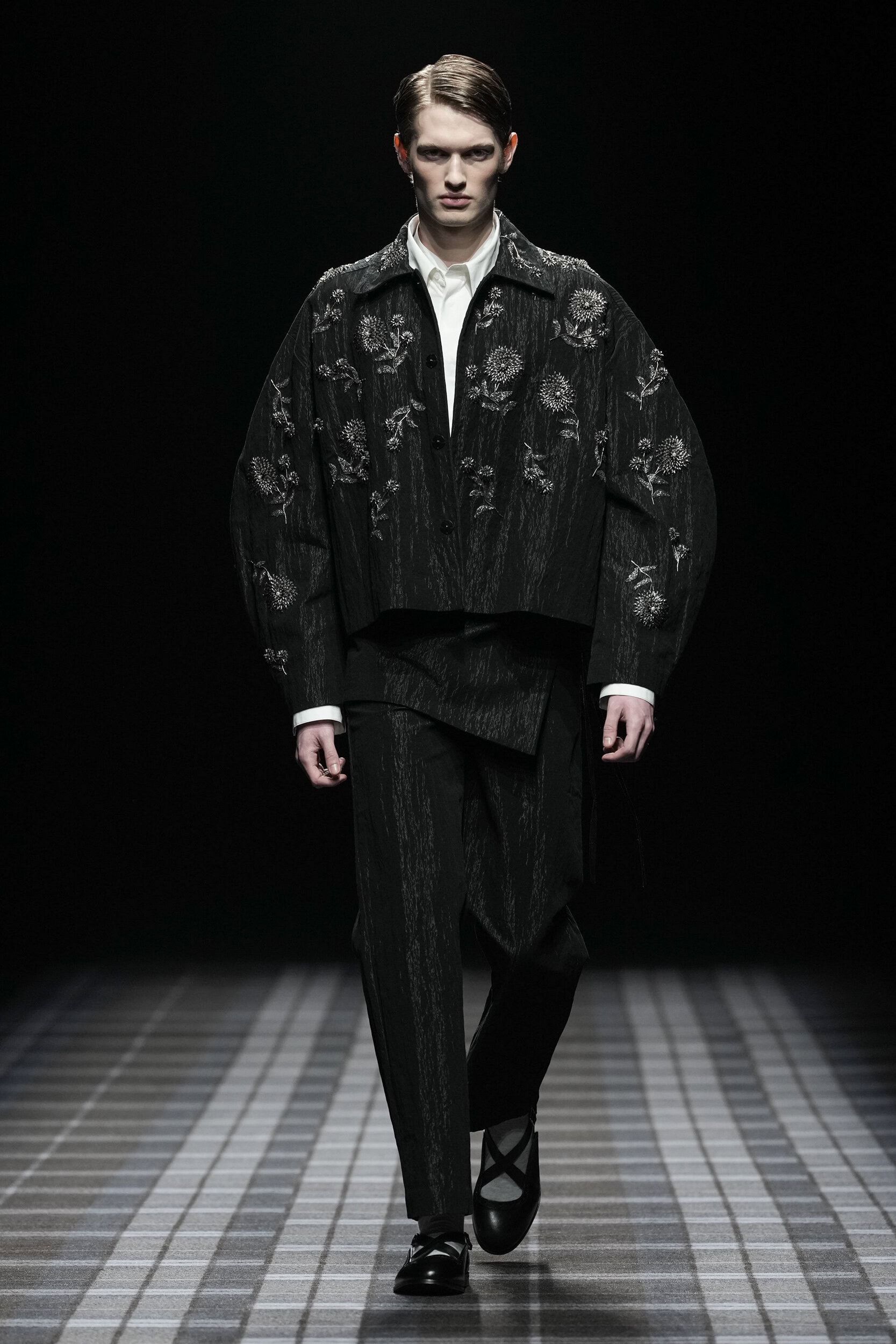 Dhruv Kapoor Fall 2025 Men’s Fashion Show