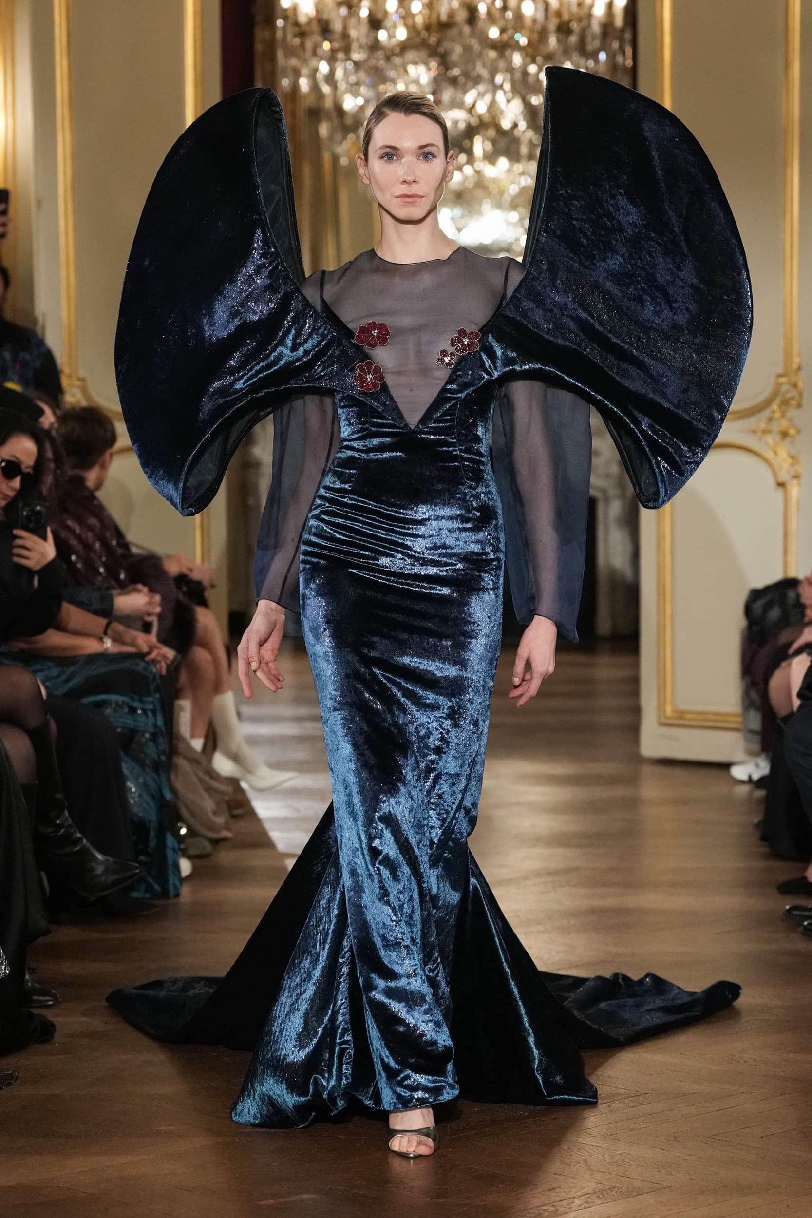 Lena Erziak Spring 2025 Couture Fashion Show