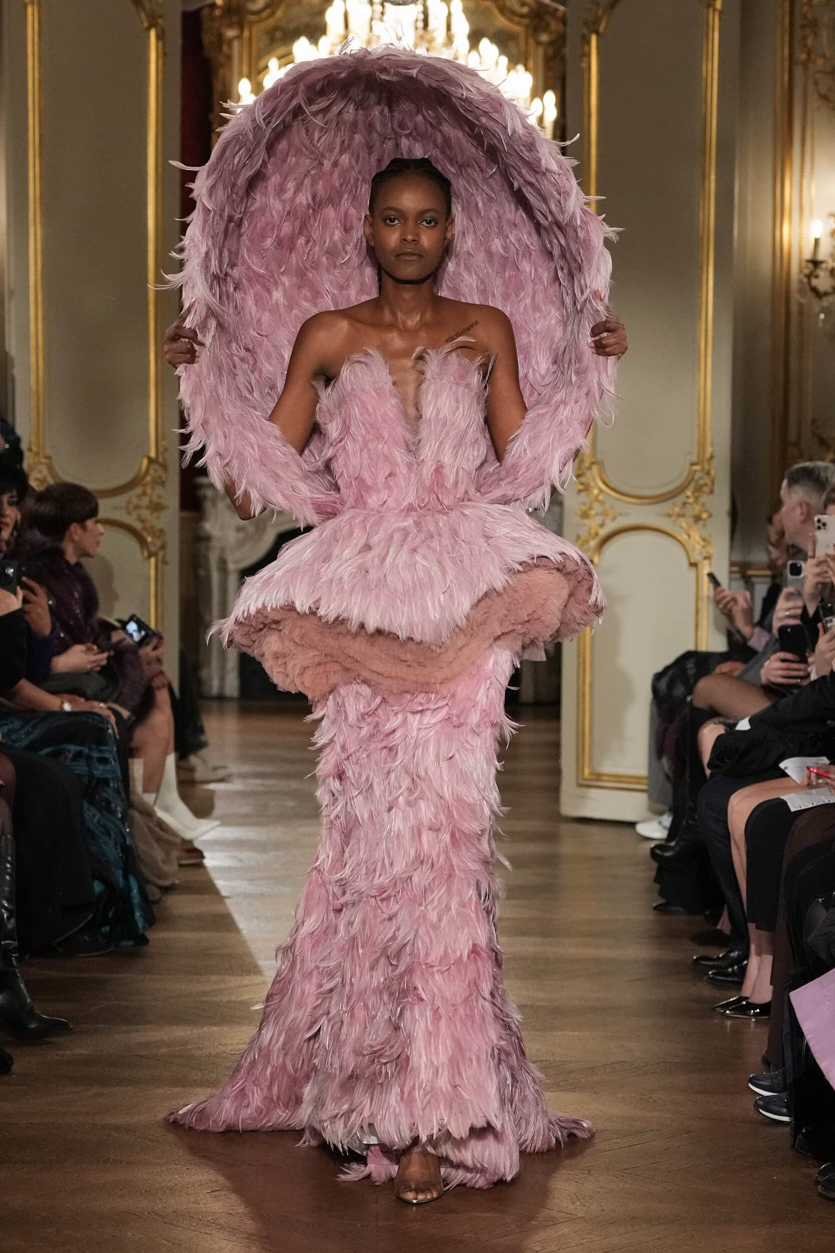 Lena Erziak Spring 2025 Couture Fashion Show