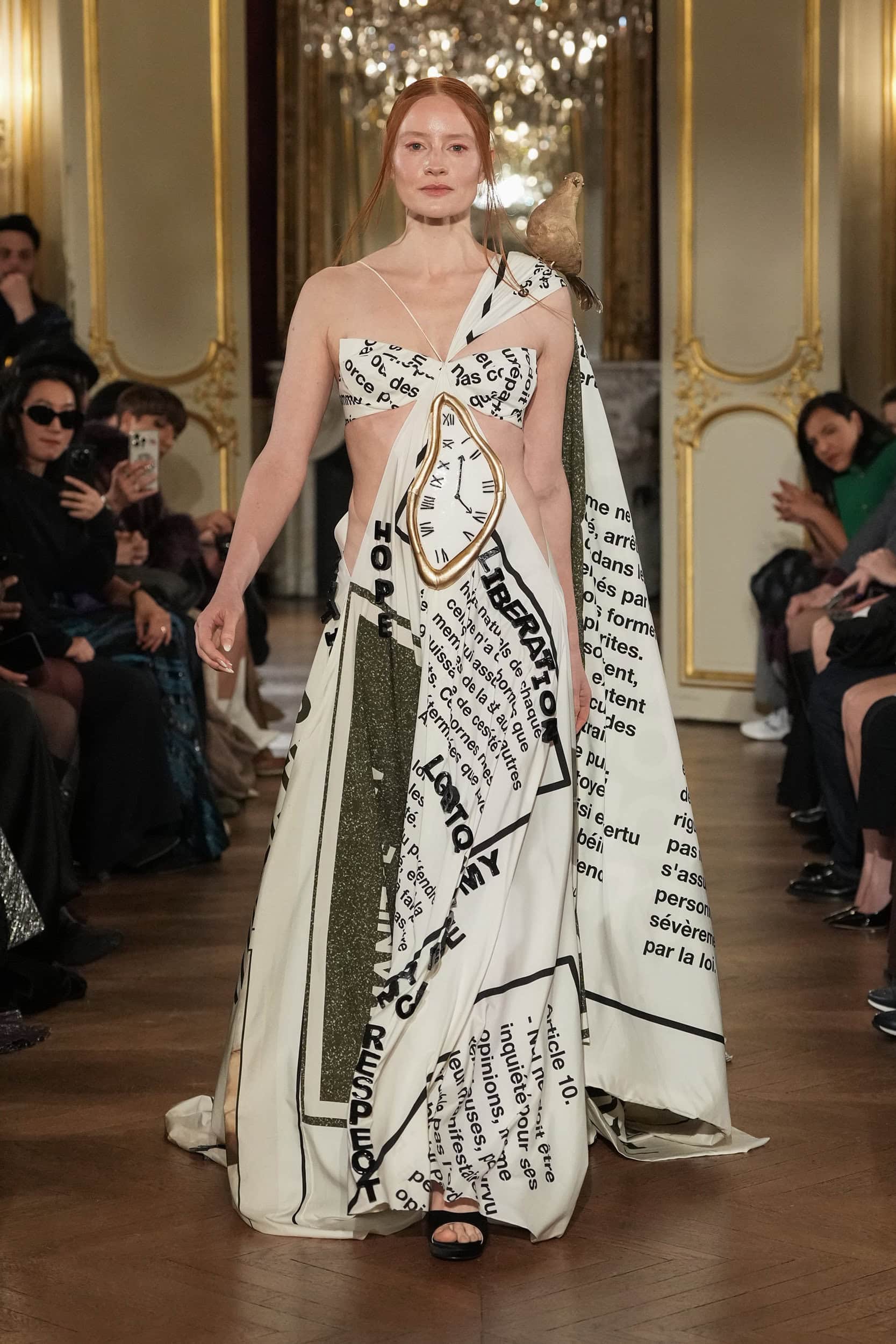 Lena Erziak Spring 2025 Couture Fashion Show