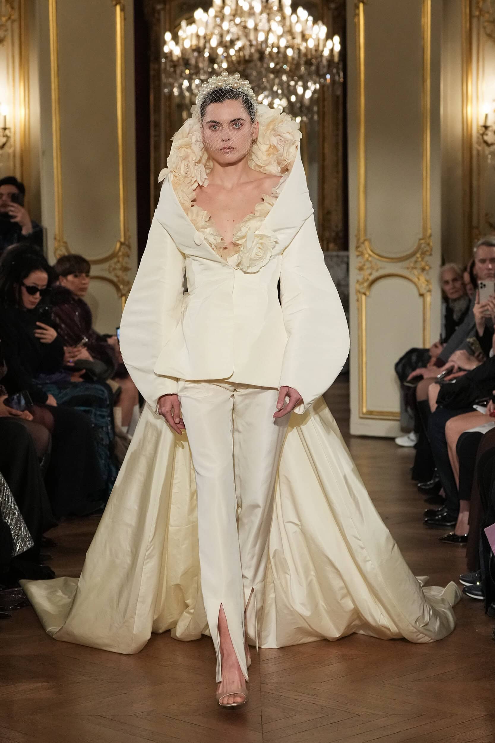 Lena Erziak Spring 2025 Couture Fashion Show