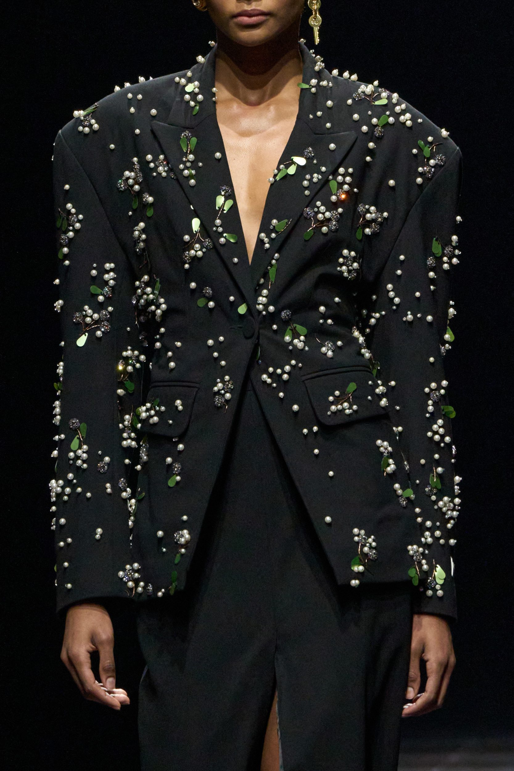 Dhruv Kapoor Fall 2025 Men’s Fashion Show Details