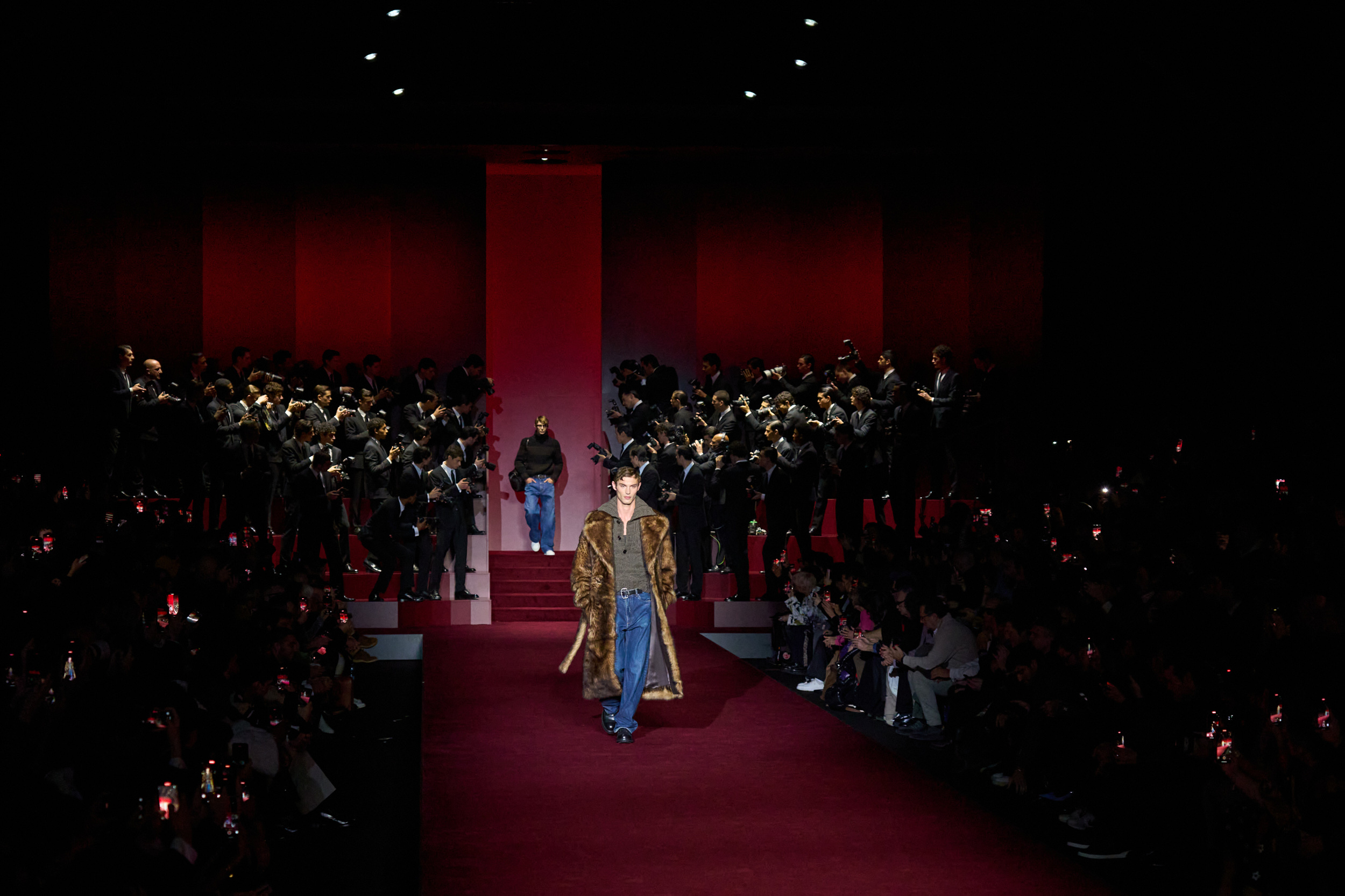 Dolce & Gabbana Fall 2025 Men’s Fashion Show Atmosphere