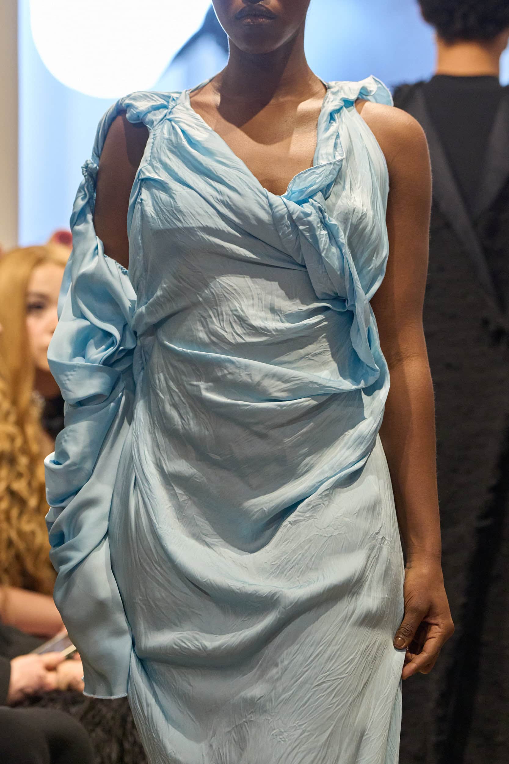 Peet Dullaert Spring 2025 Couture Fashion Show Details