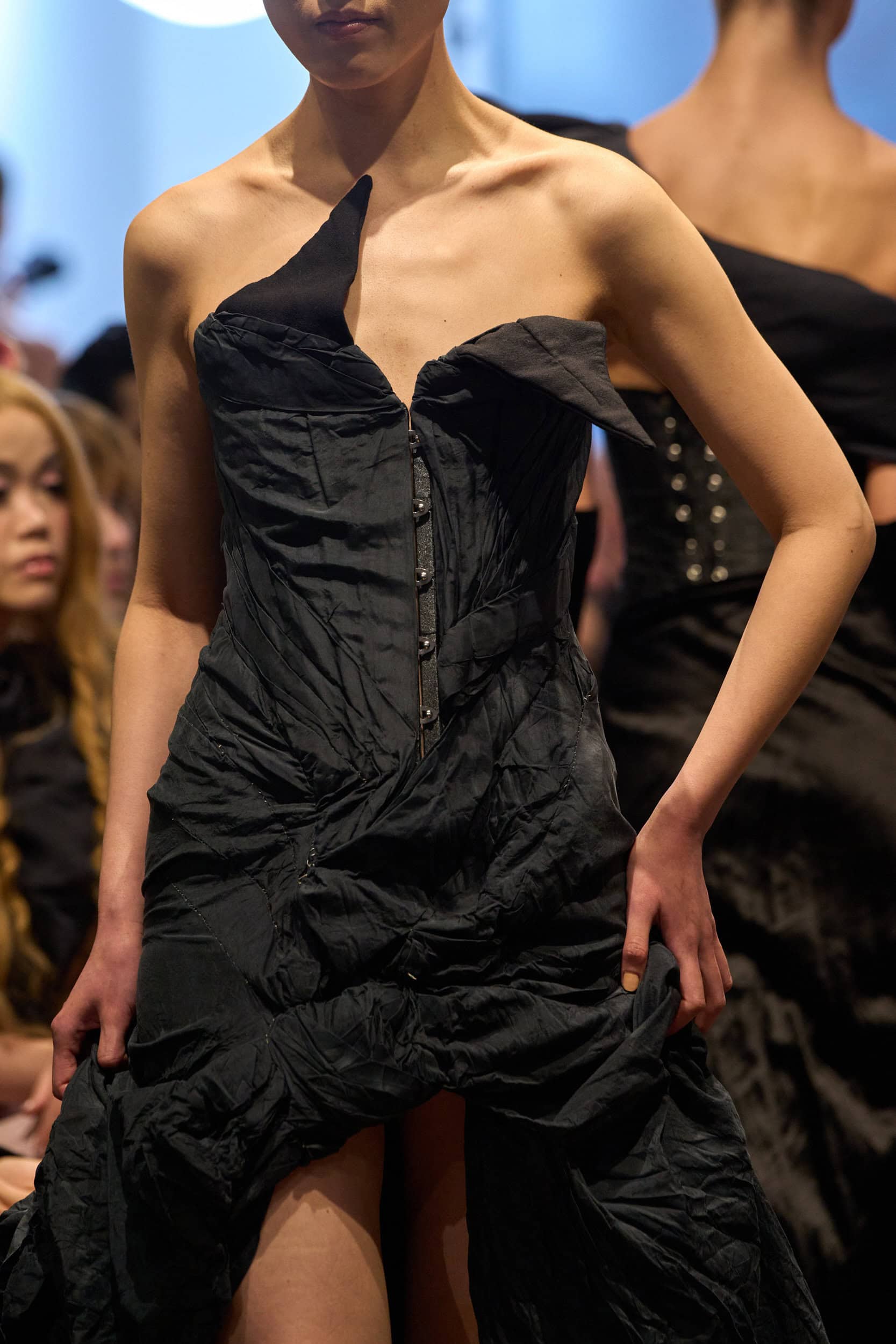 Peet Dullaert Spring 2025 Couture Fashion Show Details